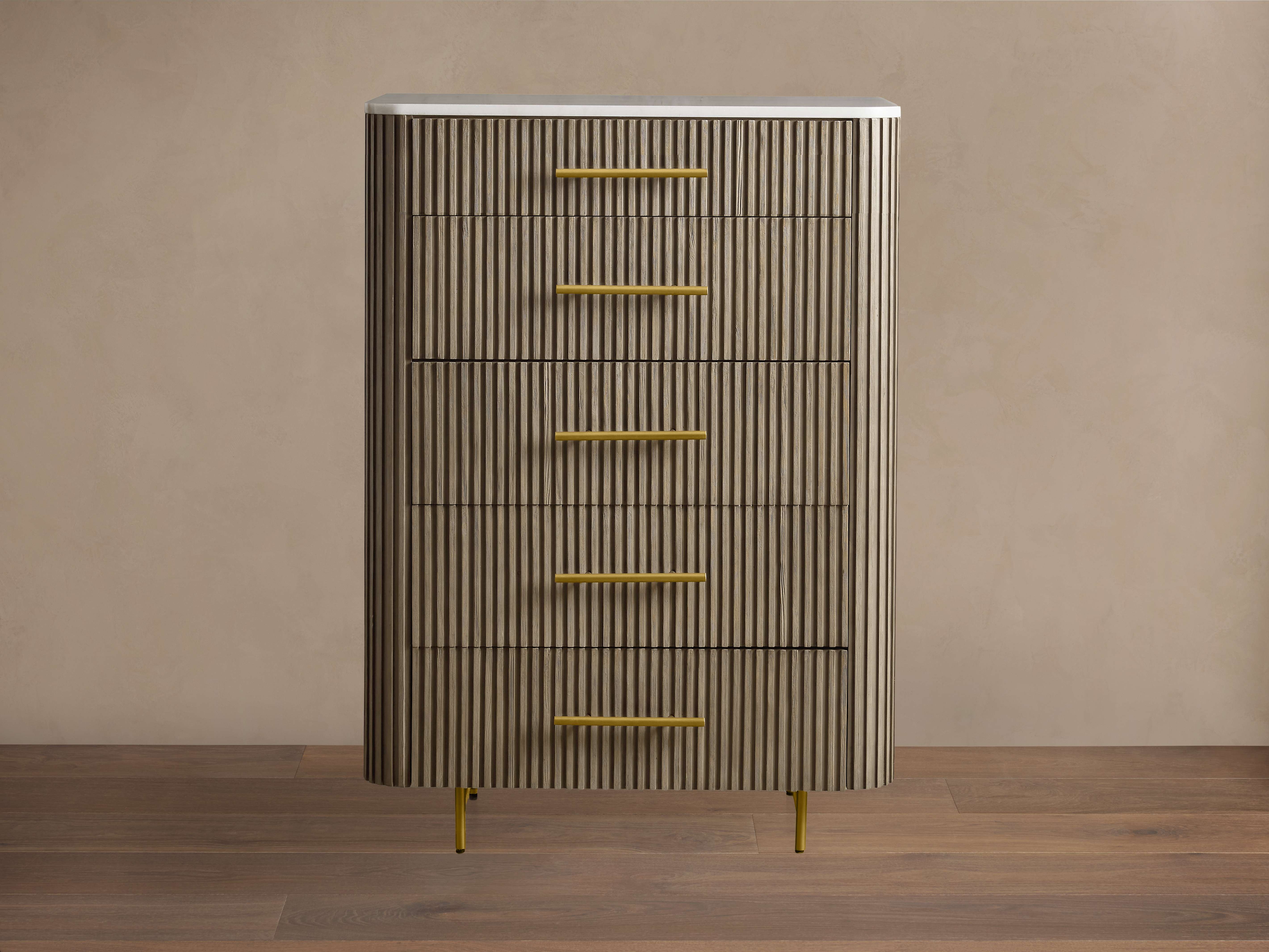 Finnley Five-Drawer Dresser - Thumbnail 2