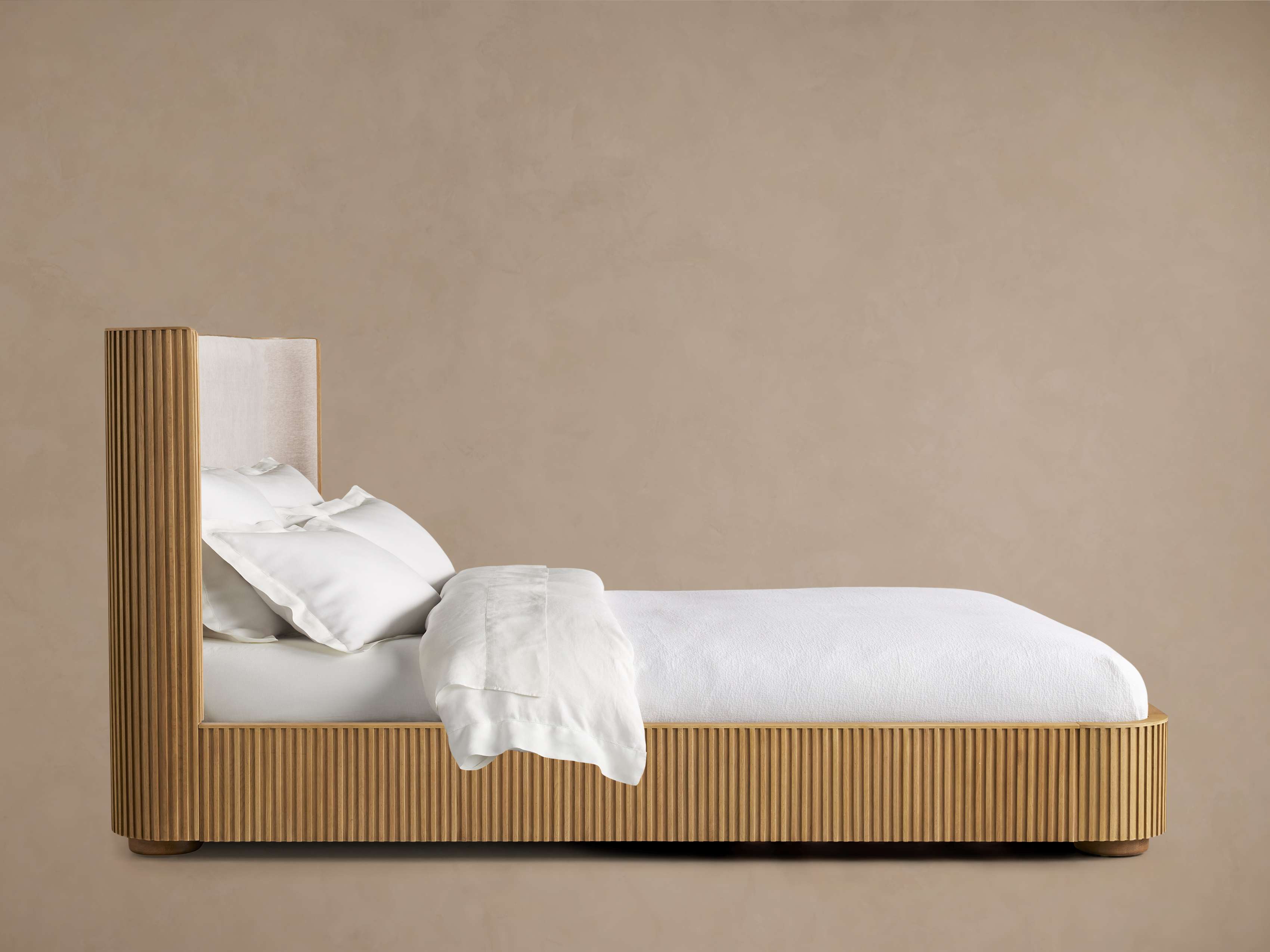 Finnley Bed