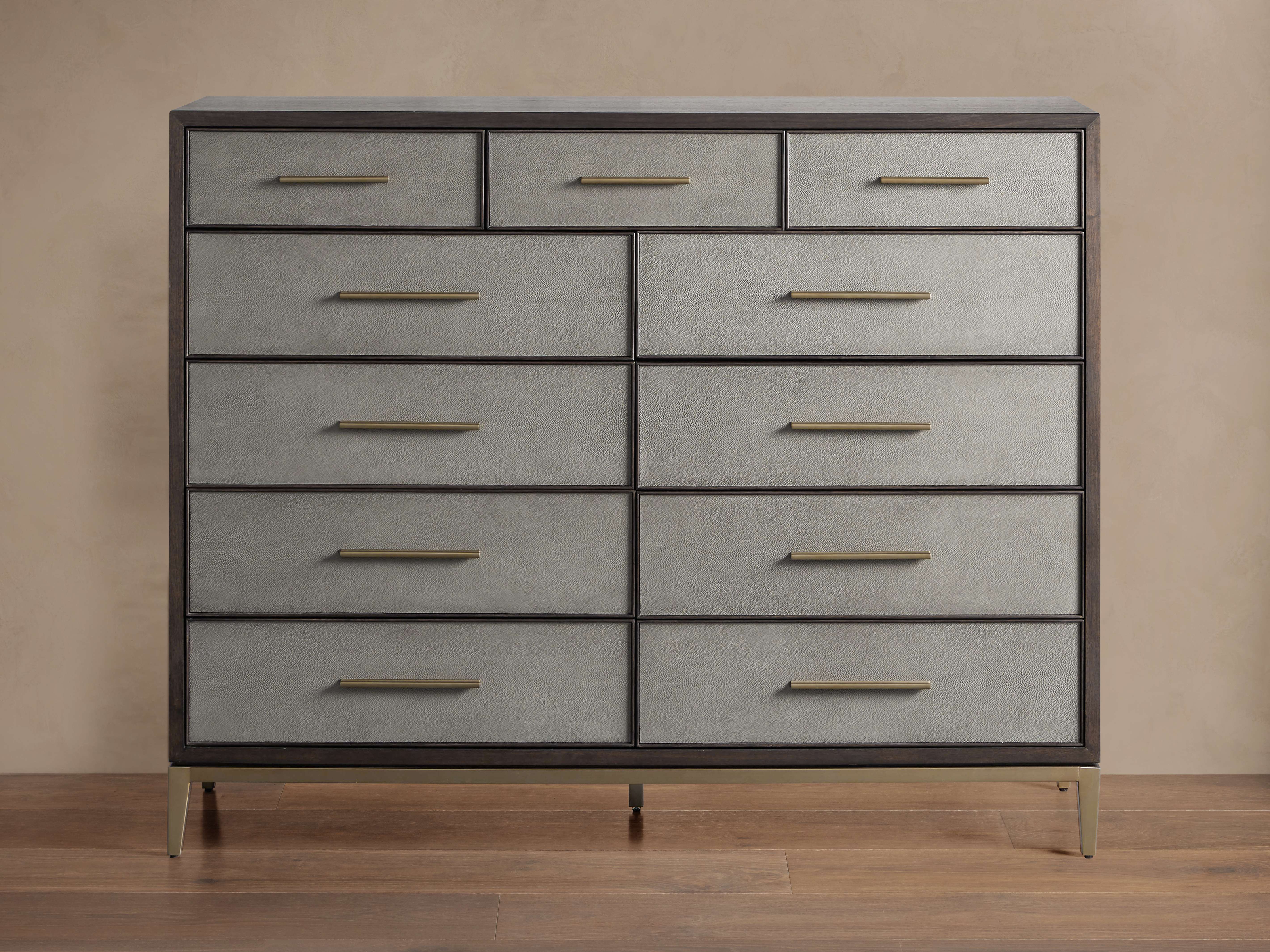 洋書 English Furniture Malone Eleven-Drawer Dresser – Arhaus