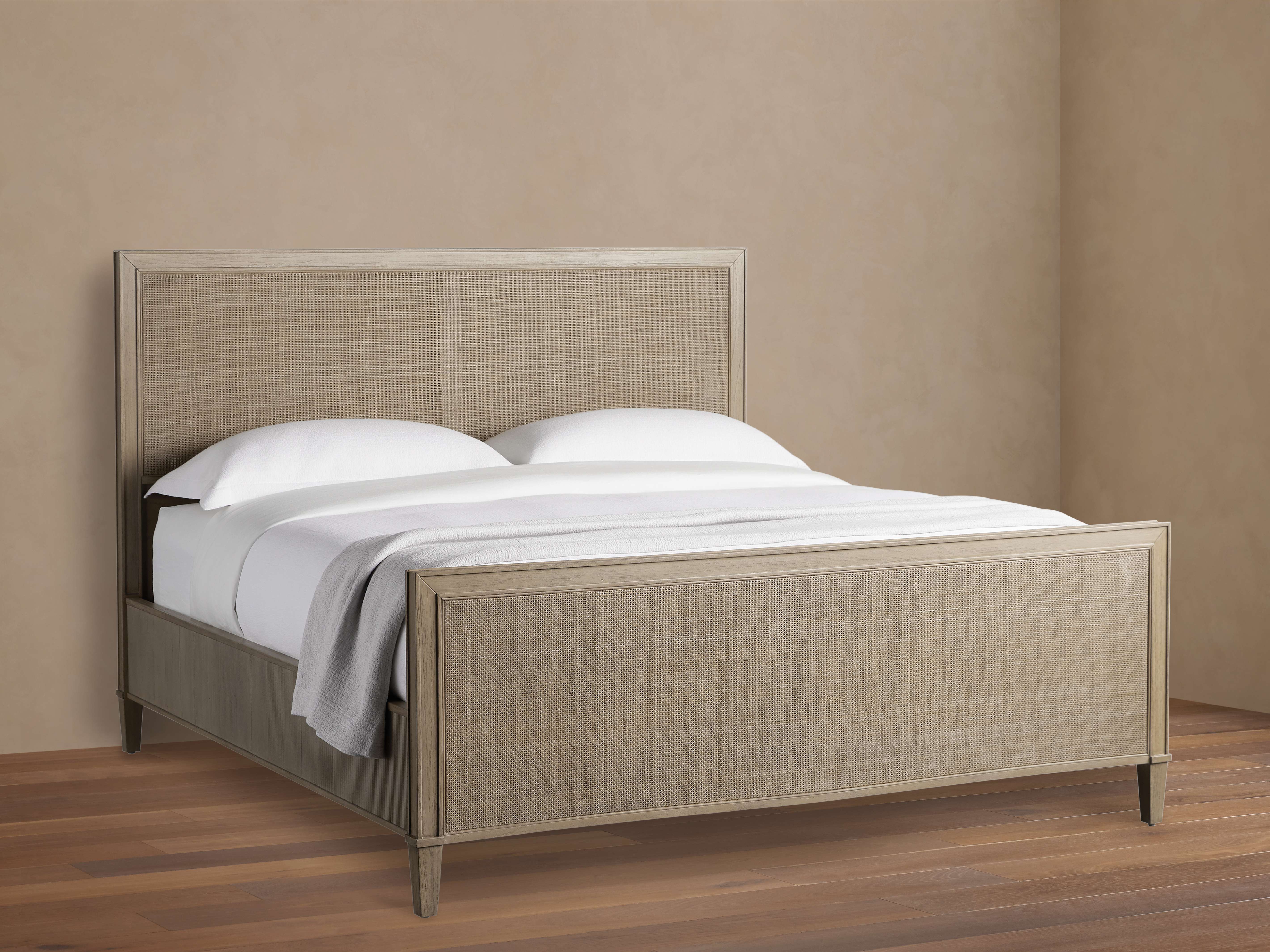 Pearson Gallery Cane Bed