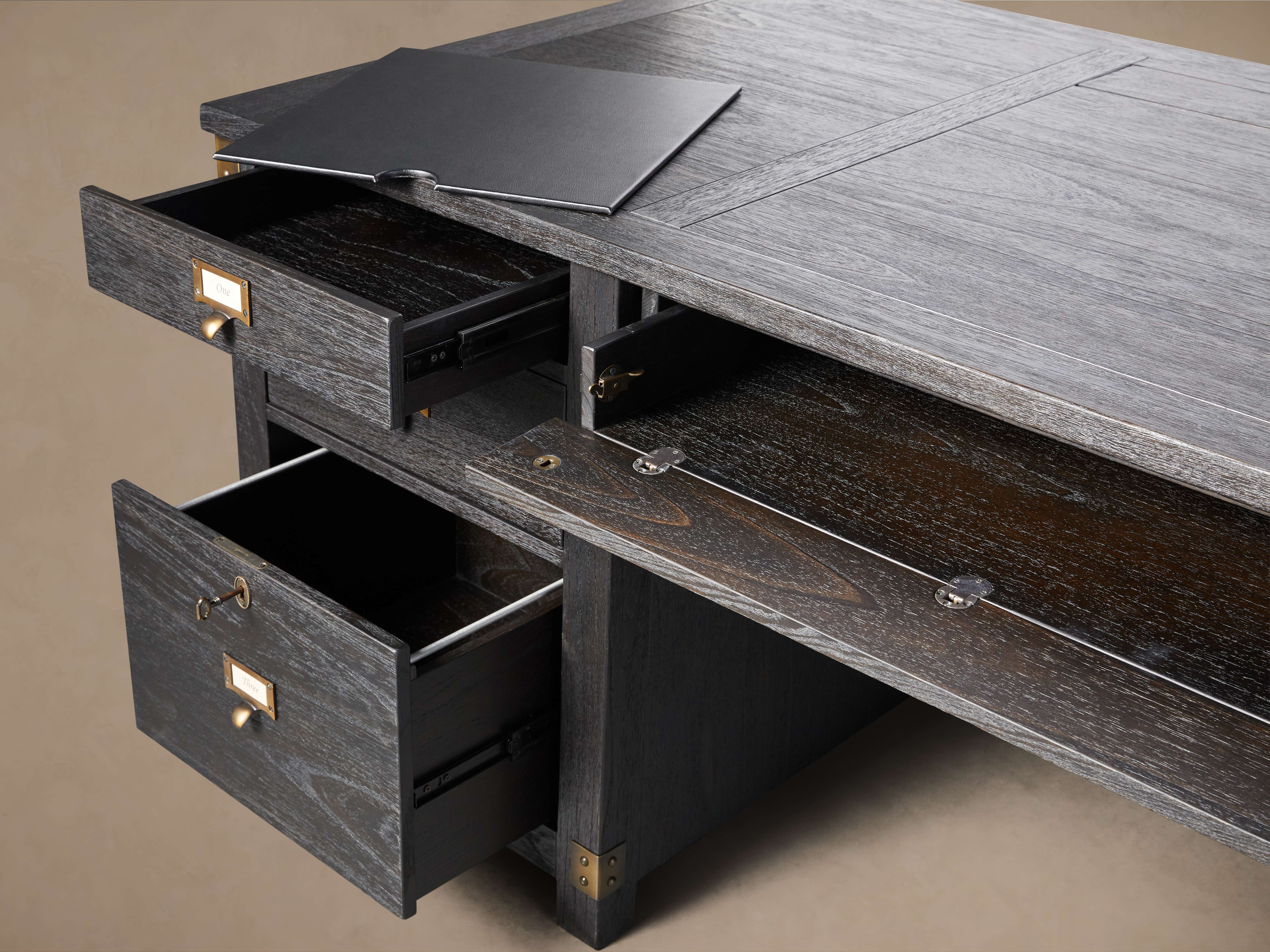 Telegraph Executive Desk - Thumbnail 3