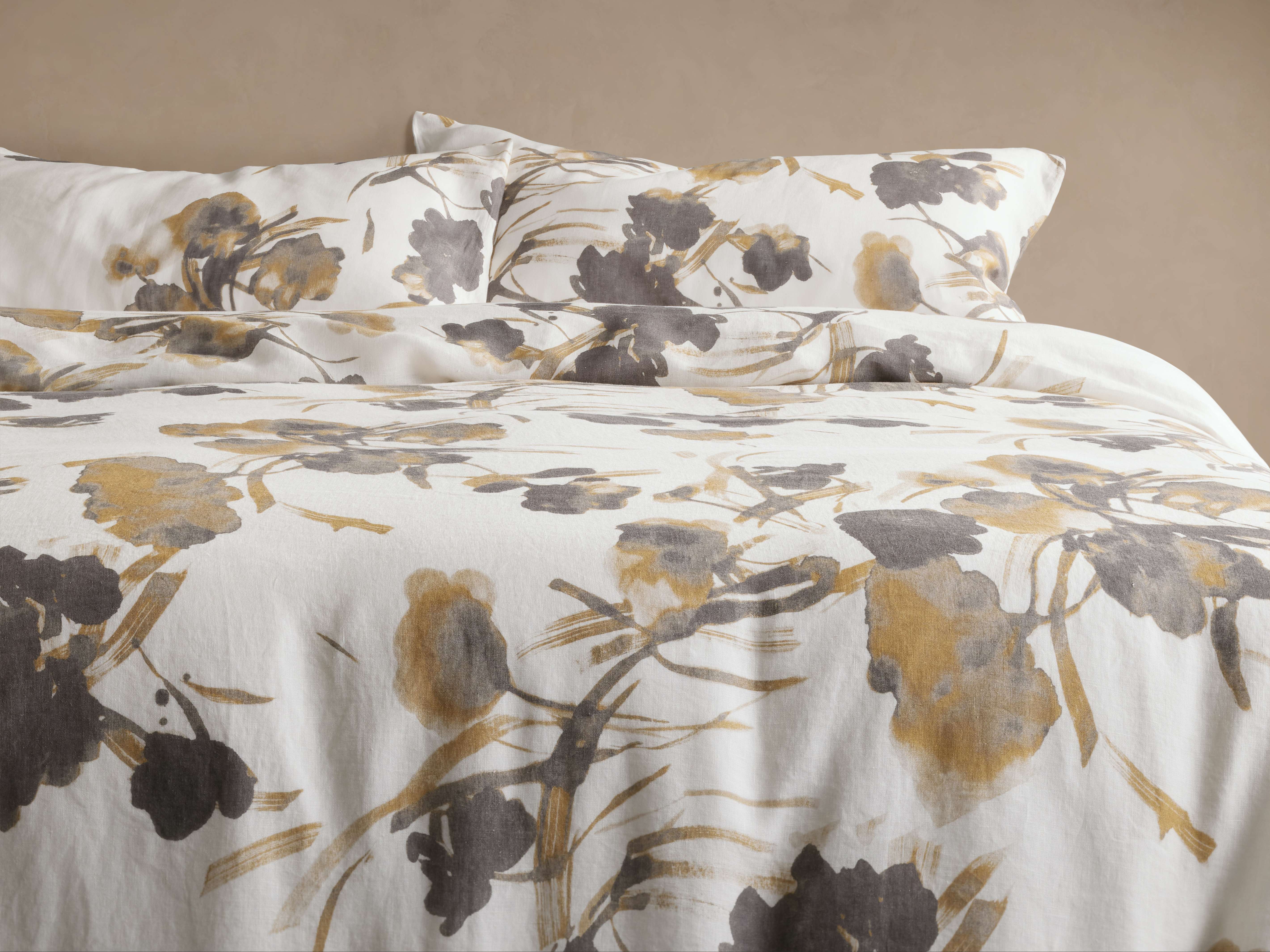 Arhaus Amal Linen Duvet