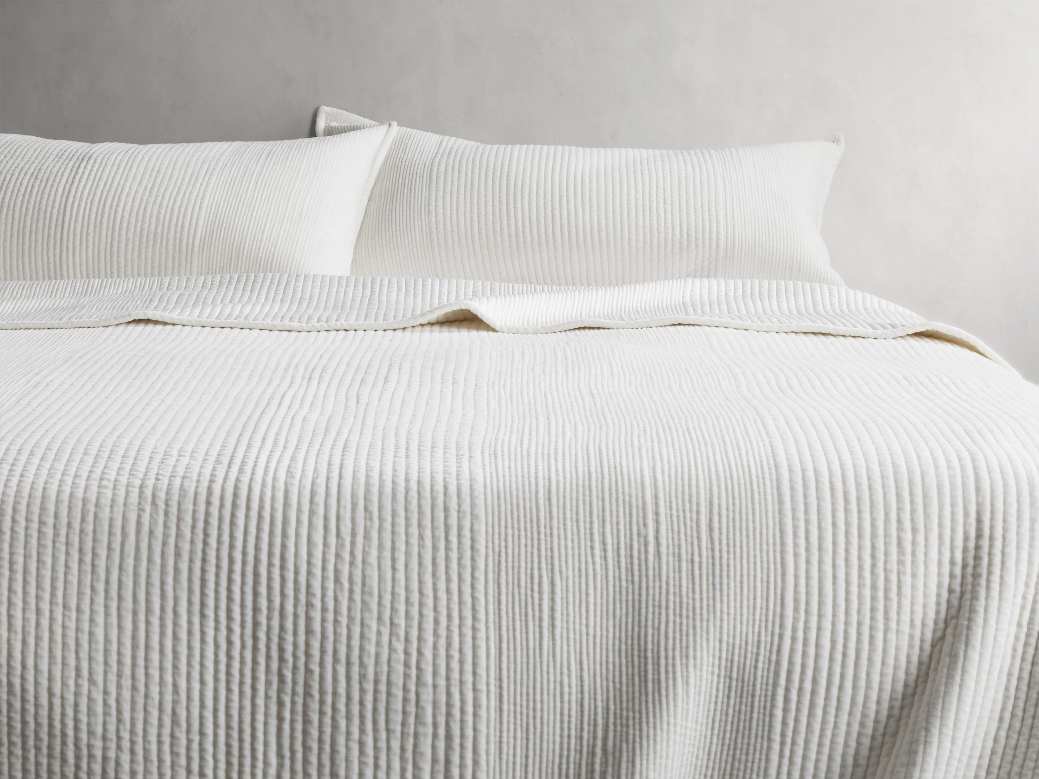 Daria Velvet Quilt