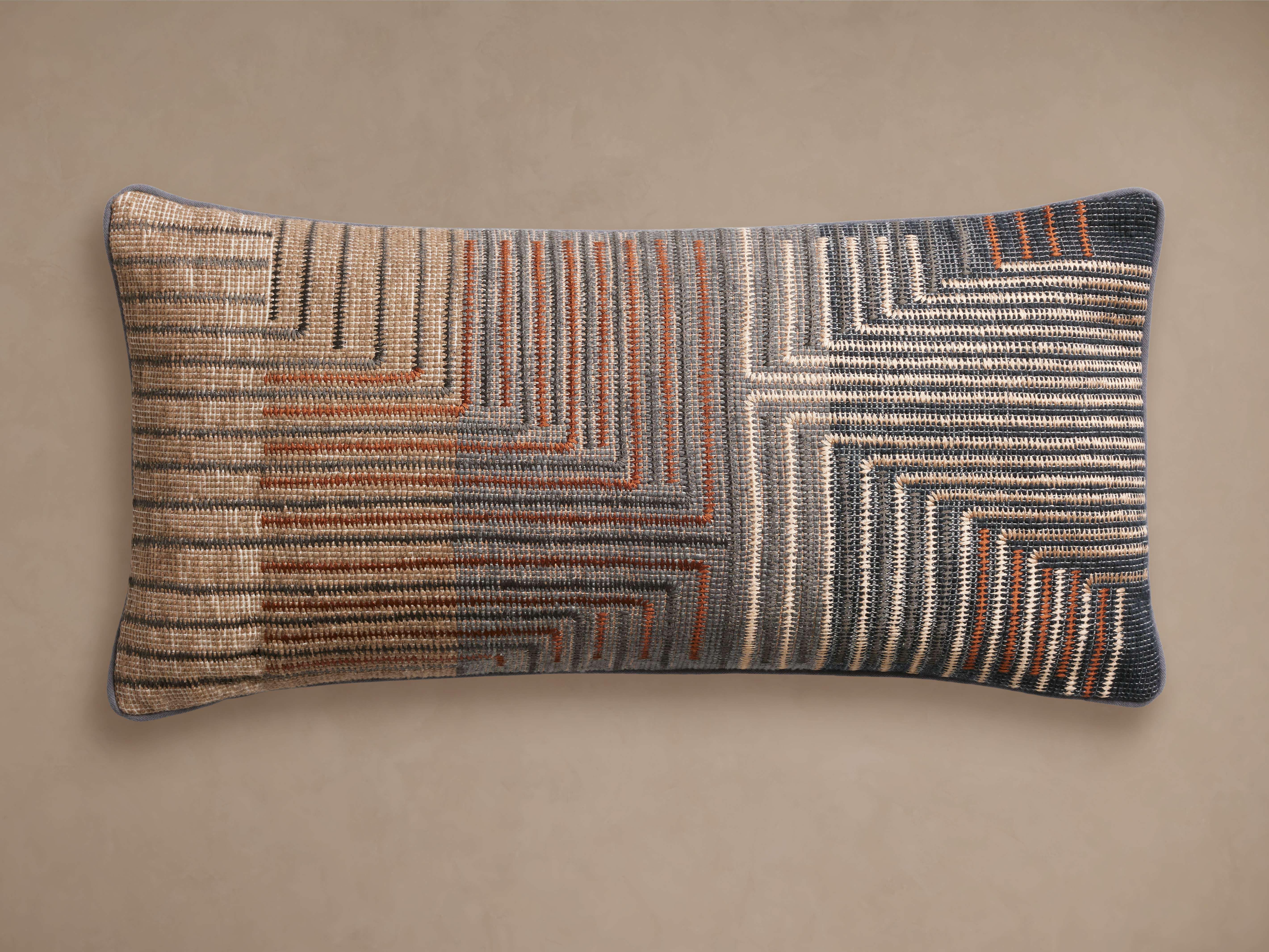 61DIENAGLCVR_HI250814.jpg?