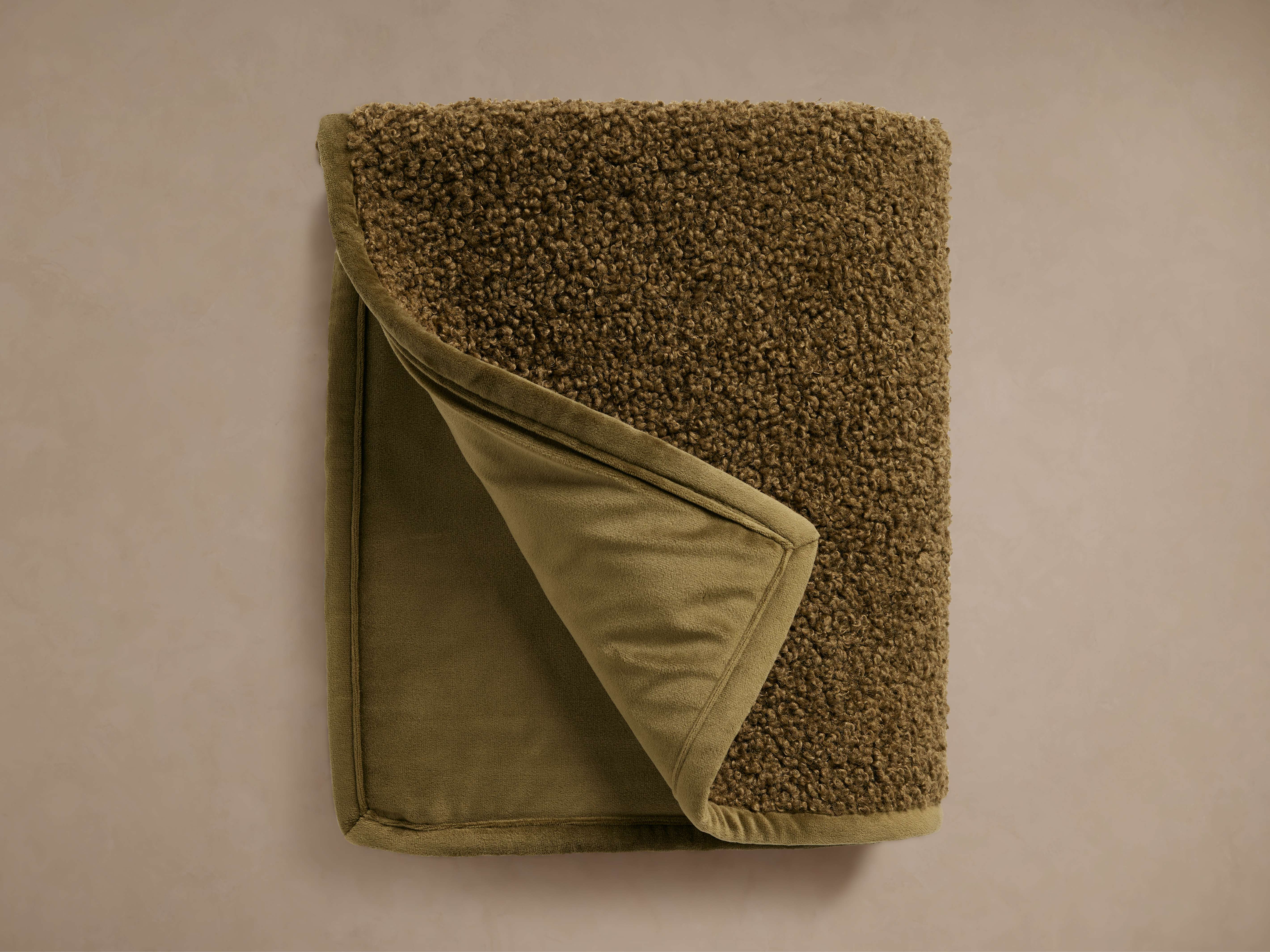 Faux Fur Sherpa Throw - Thumbnail 2