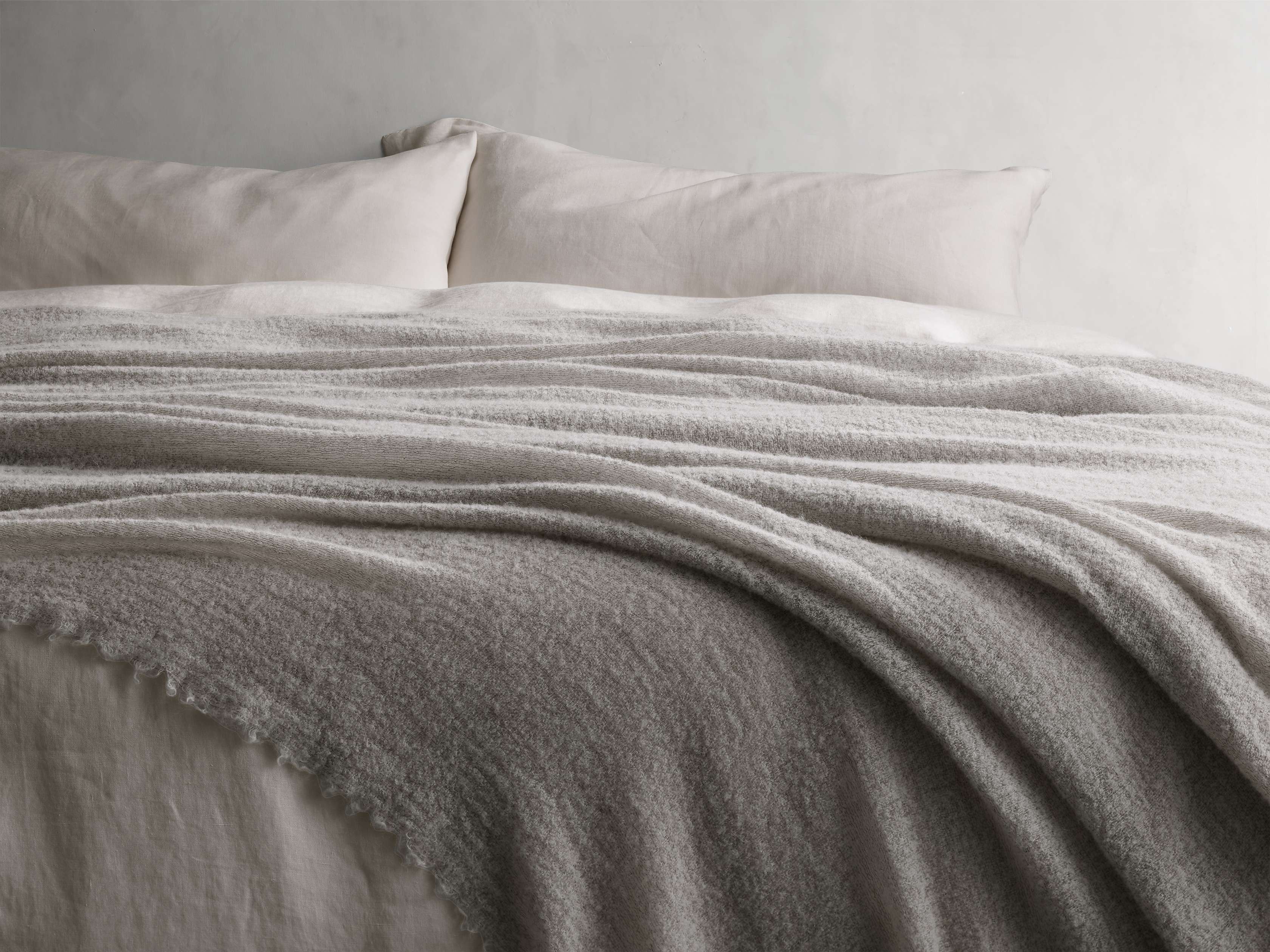 Italian Alpaca Boucle Bed Blanket