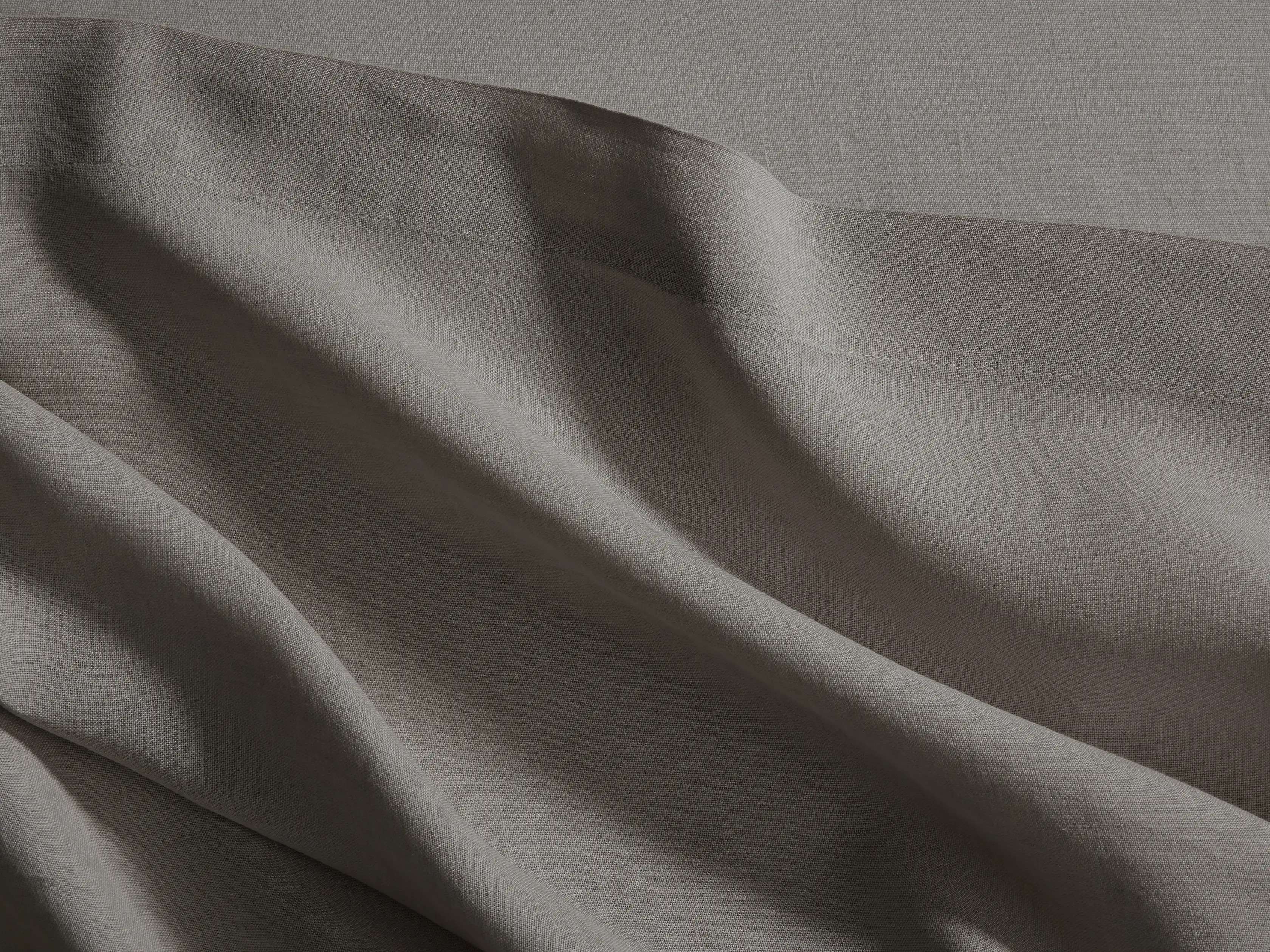Italian Garment-Dyed Linen Sheet Set - Thumbnail 4