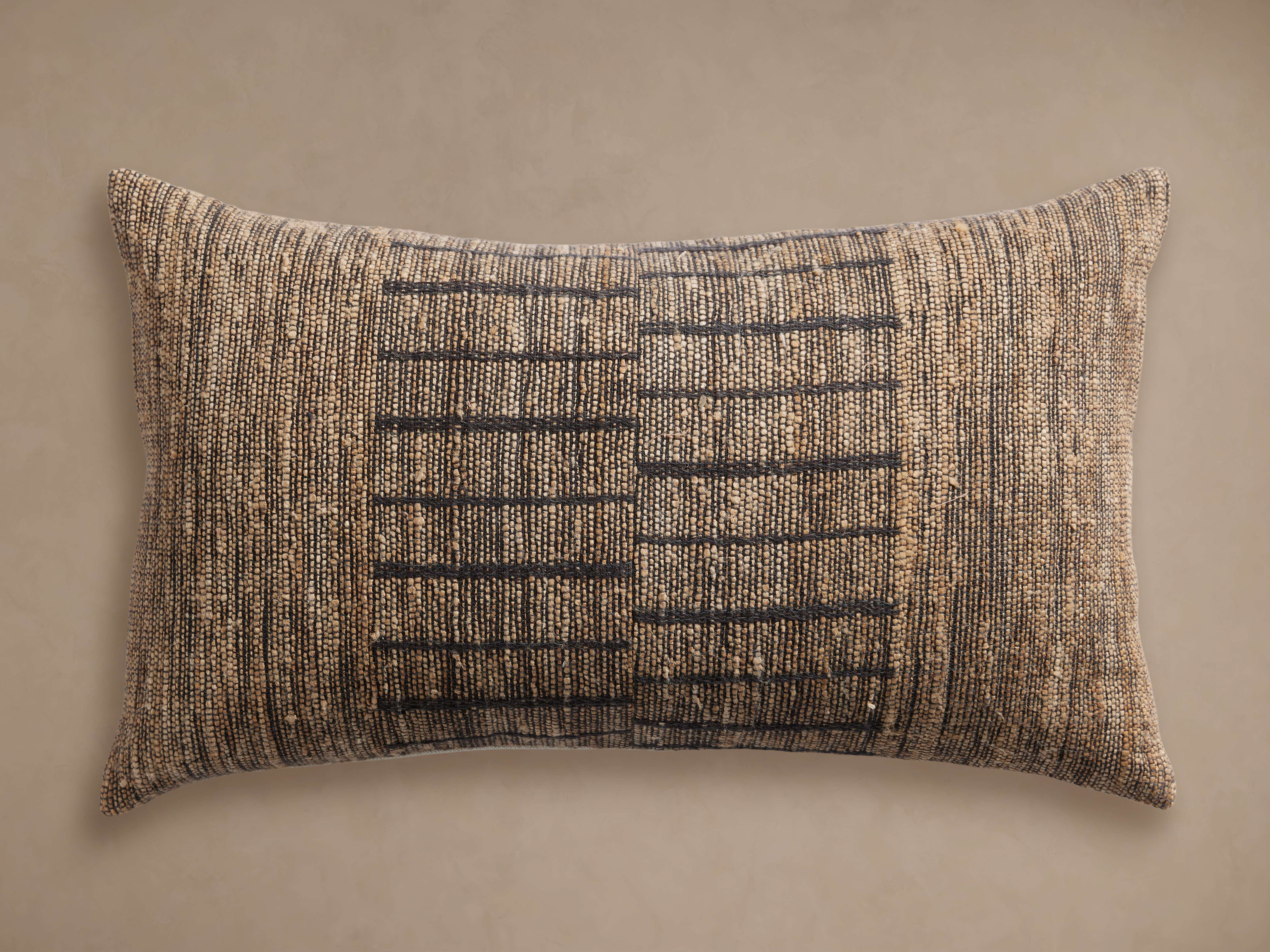 Neve Lumbar Pillow Cover - Thumbnail 2