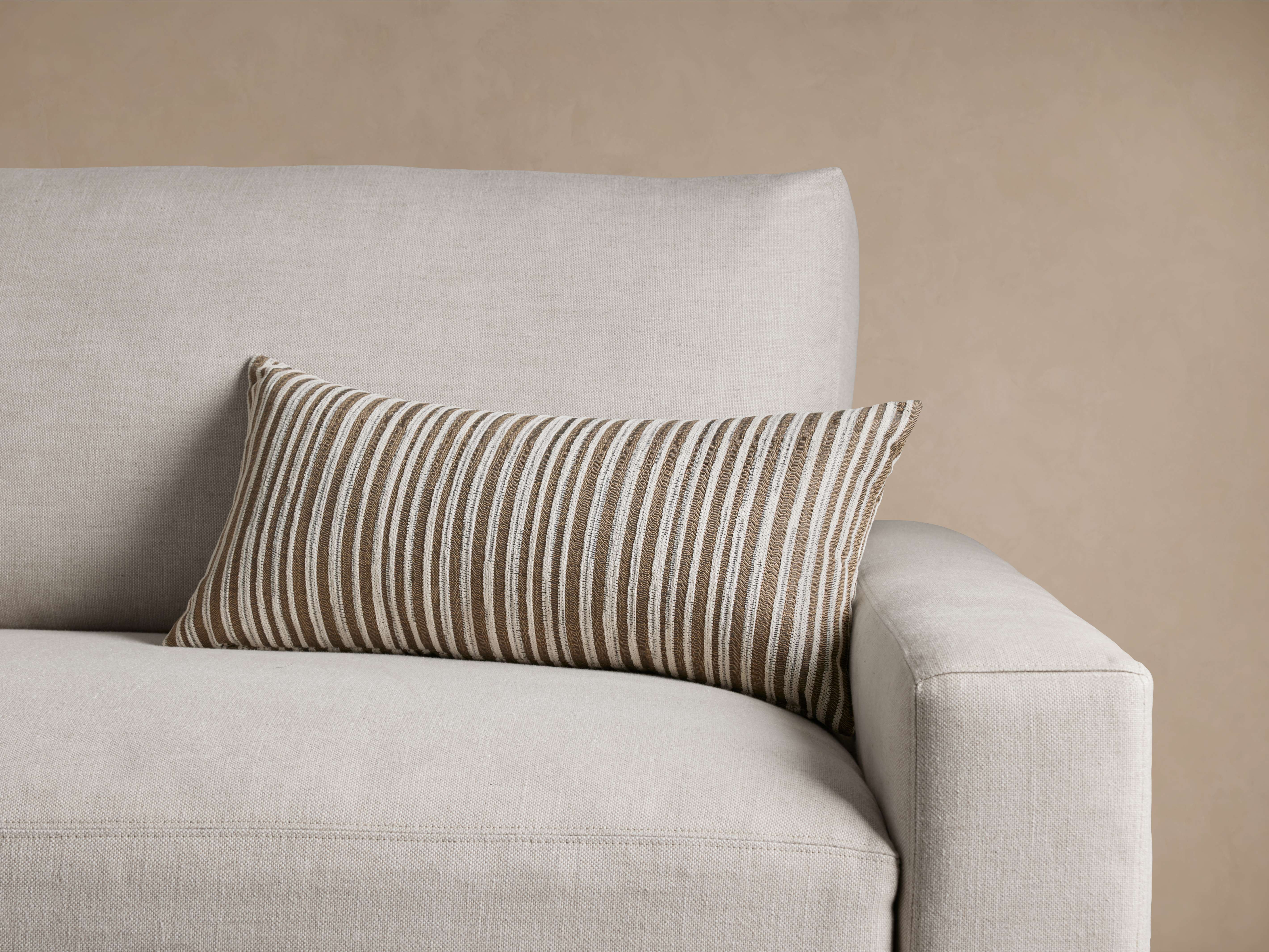 Avola Outdoor Lumbar Pillow - Thumbnail 2