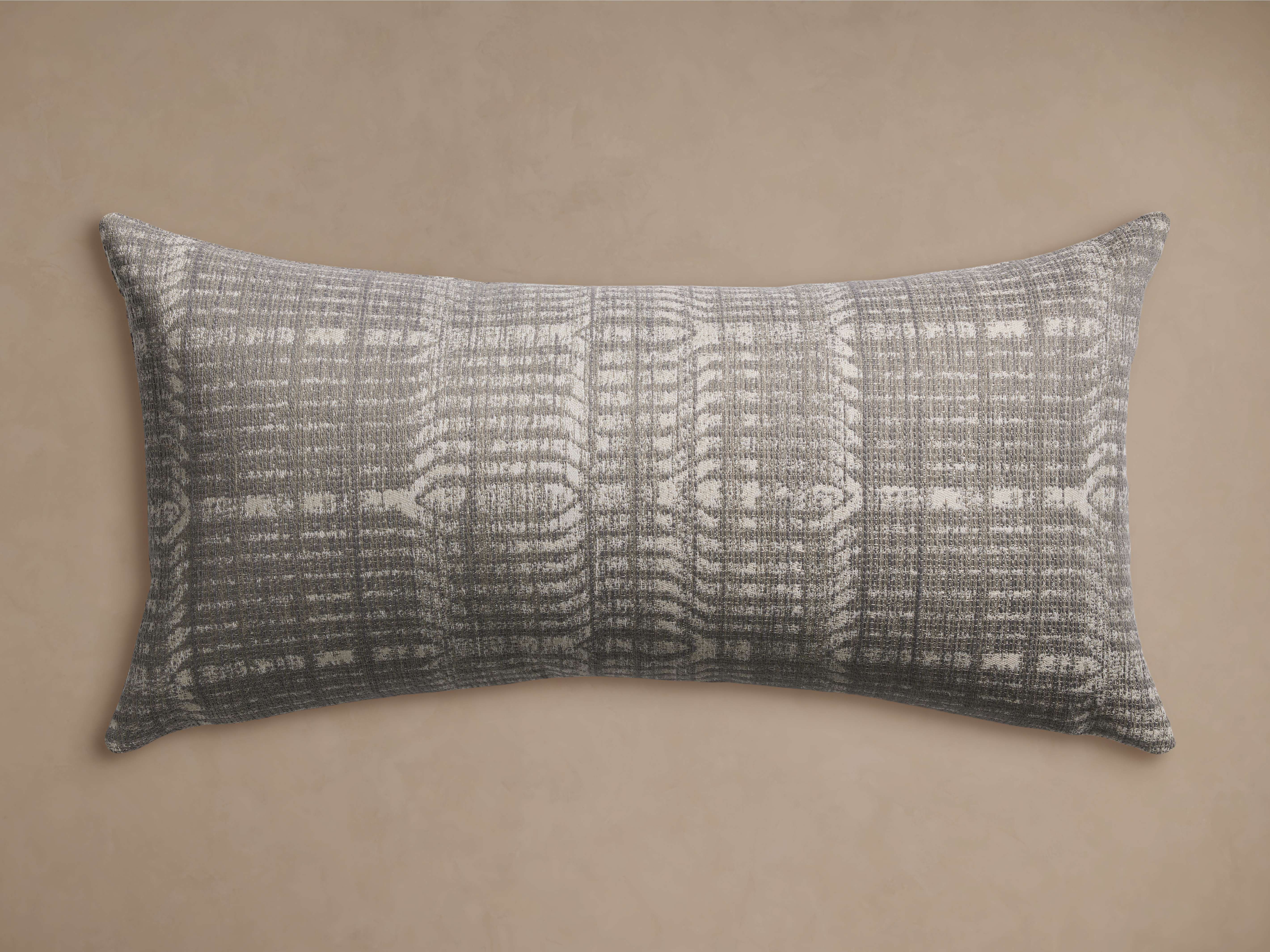 Siene Outdoor Lumbar Pillow