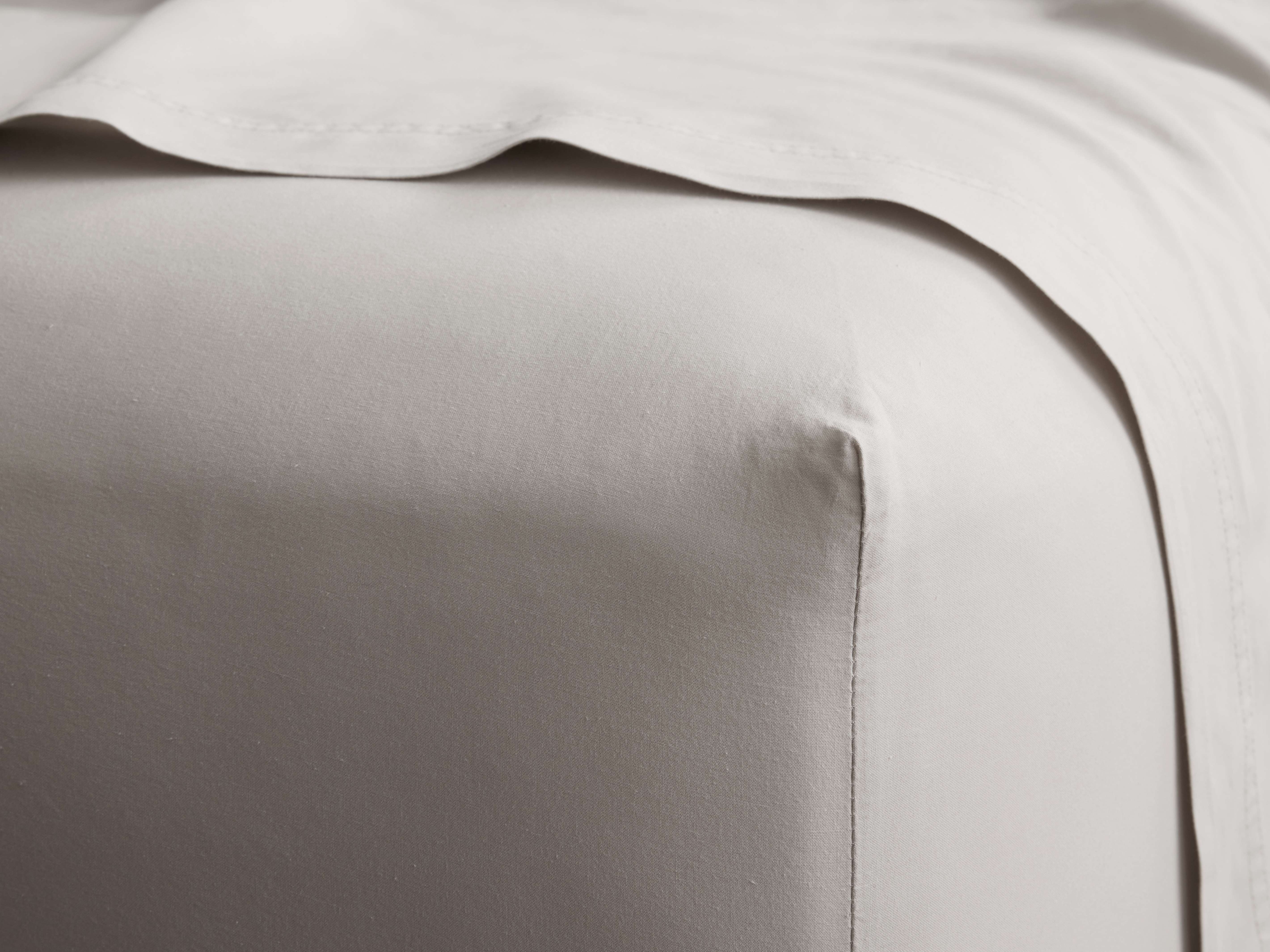 Italian Garment-Dyed Percale Fitted Sheet - Thumbnail 3