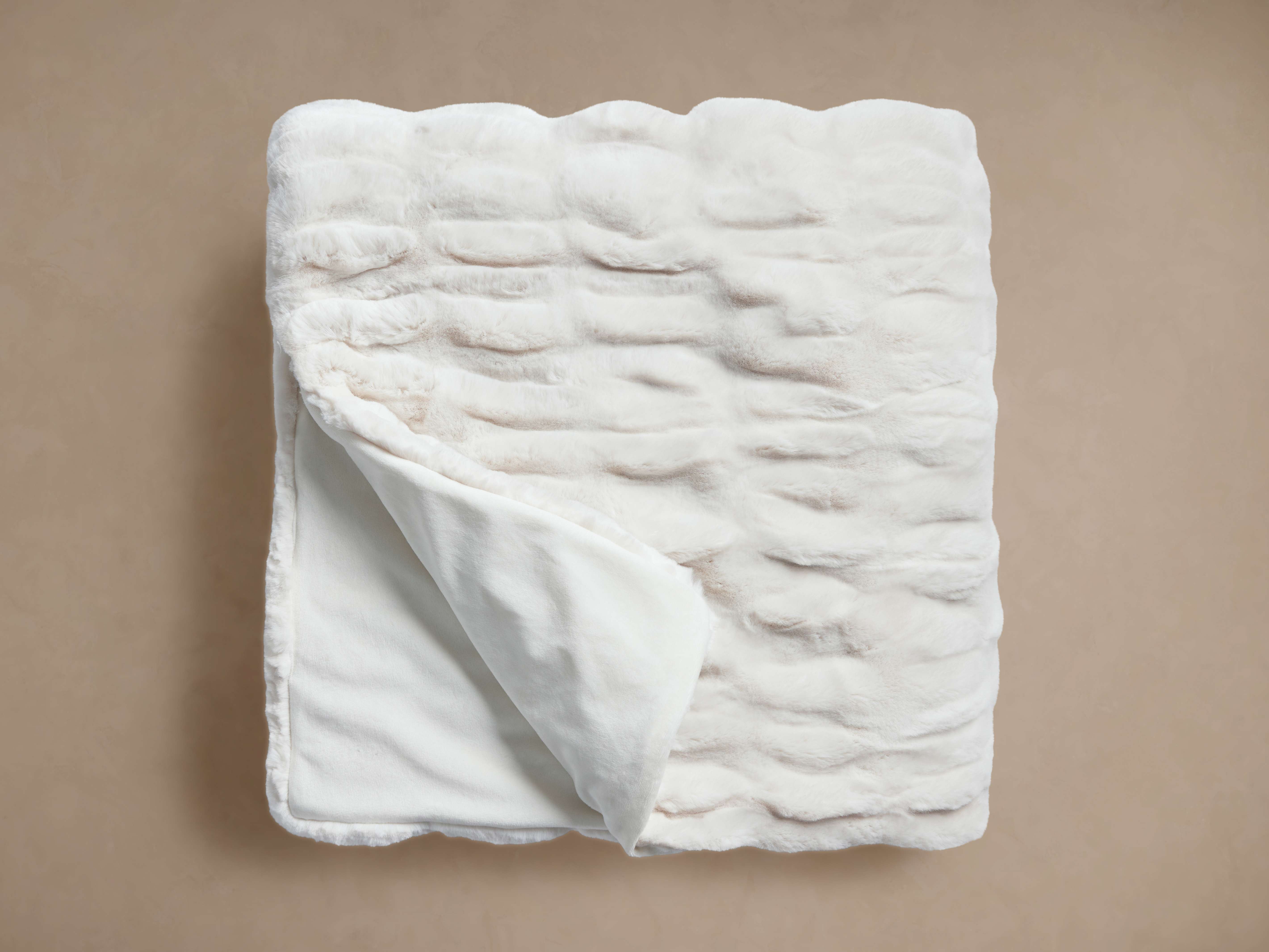 Luxe Faux Fur Pleated Throw