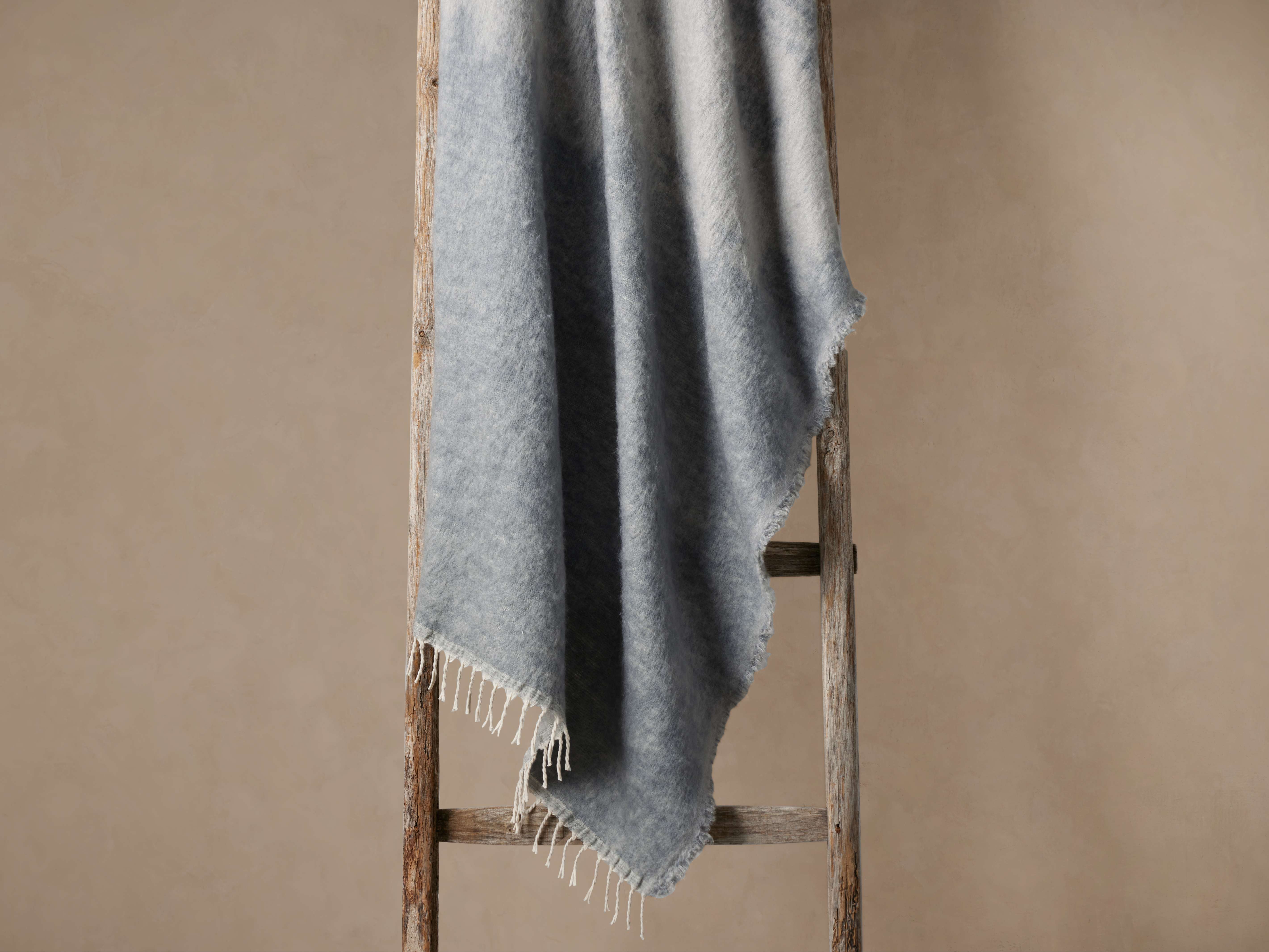 Saraya Throw - Thumbnail 2