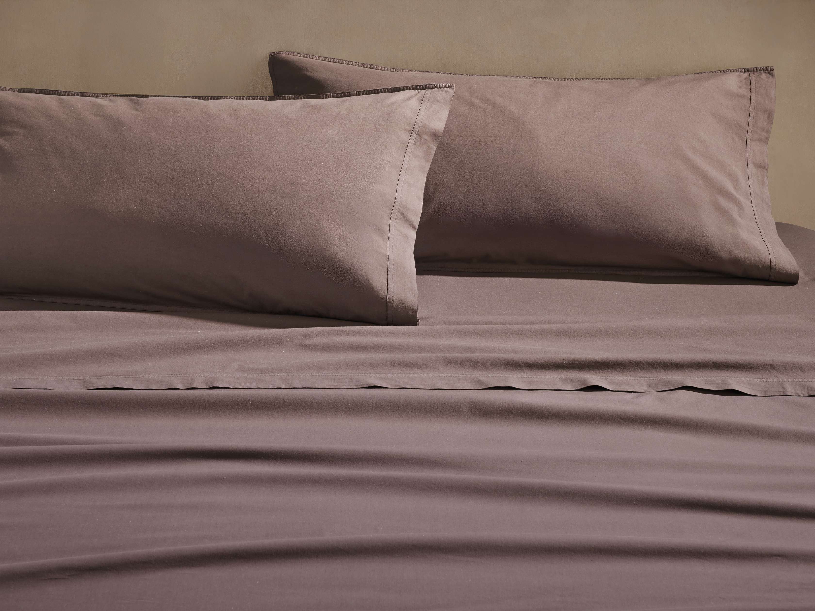 Italian Garment-Dyed Sateen Sheet Set