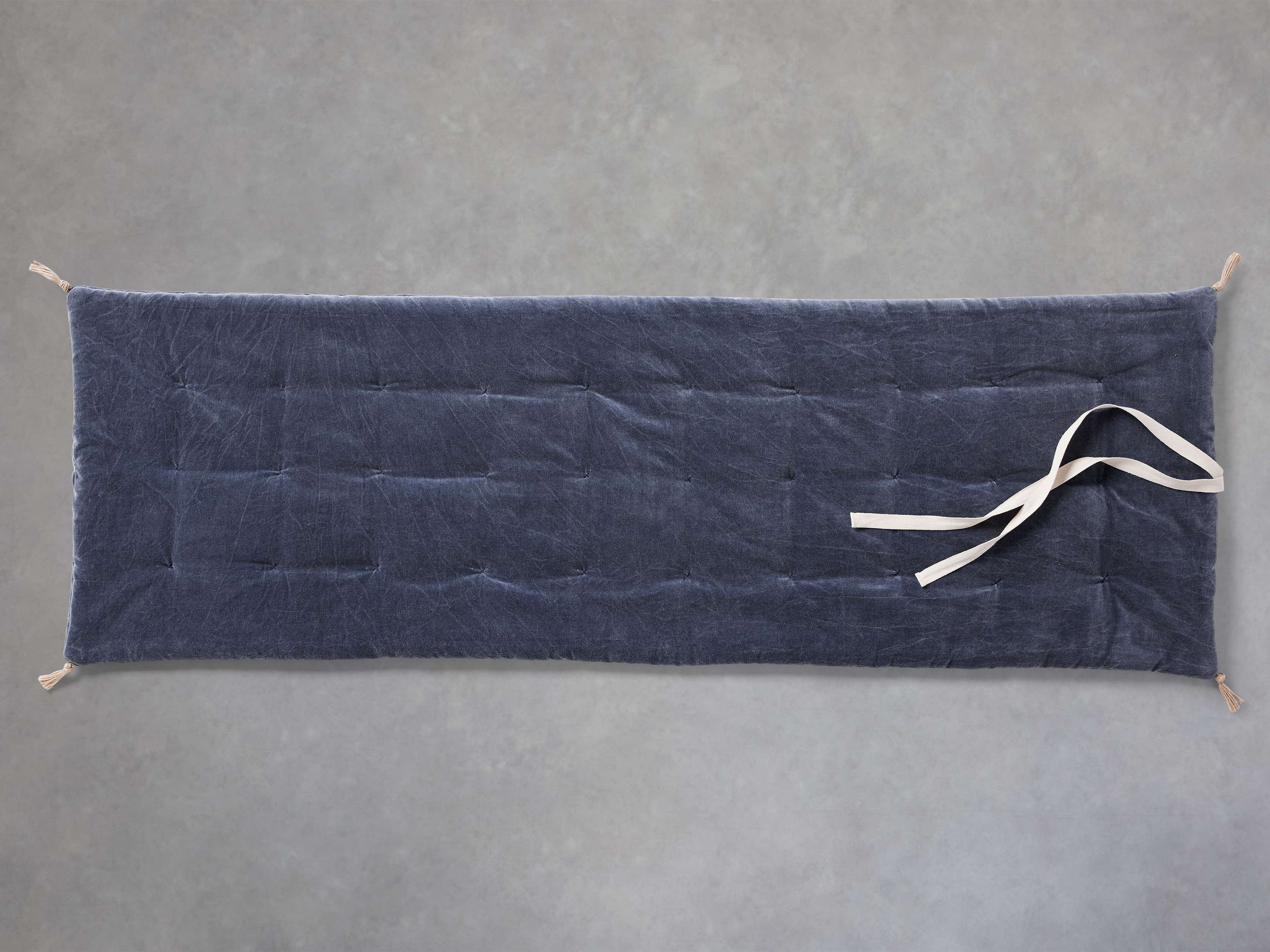 Stone Washed Velvet Throwbed