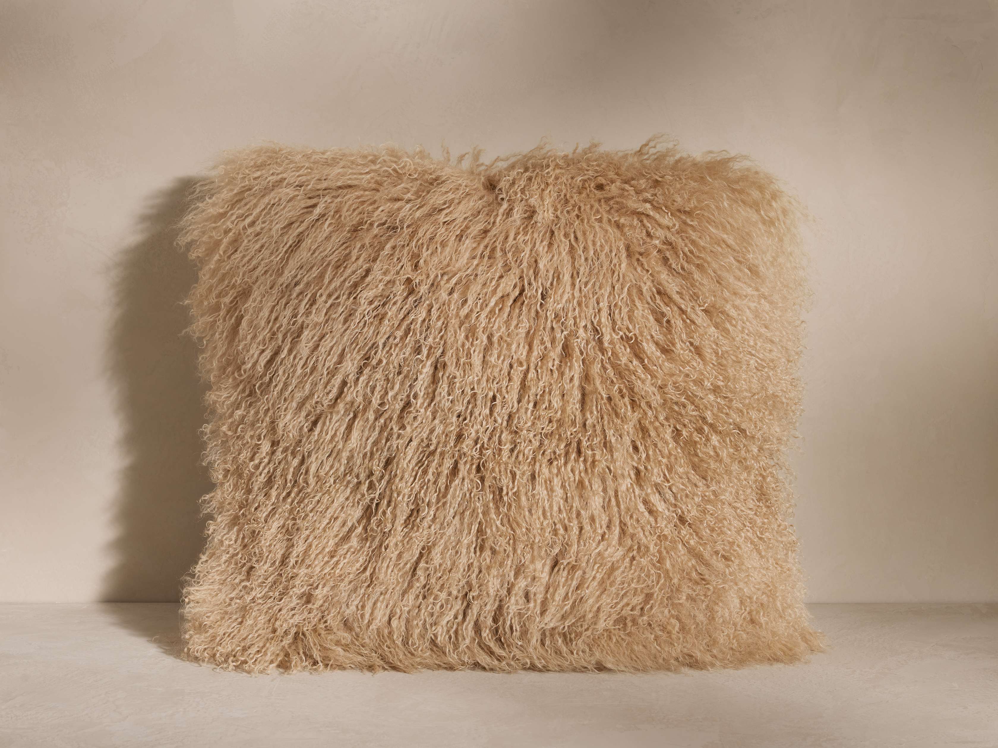 Tibetan Longwool Lumbar Pillow - Thumbnail 3