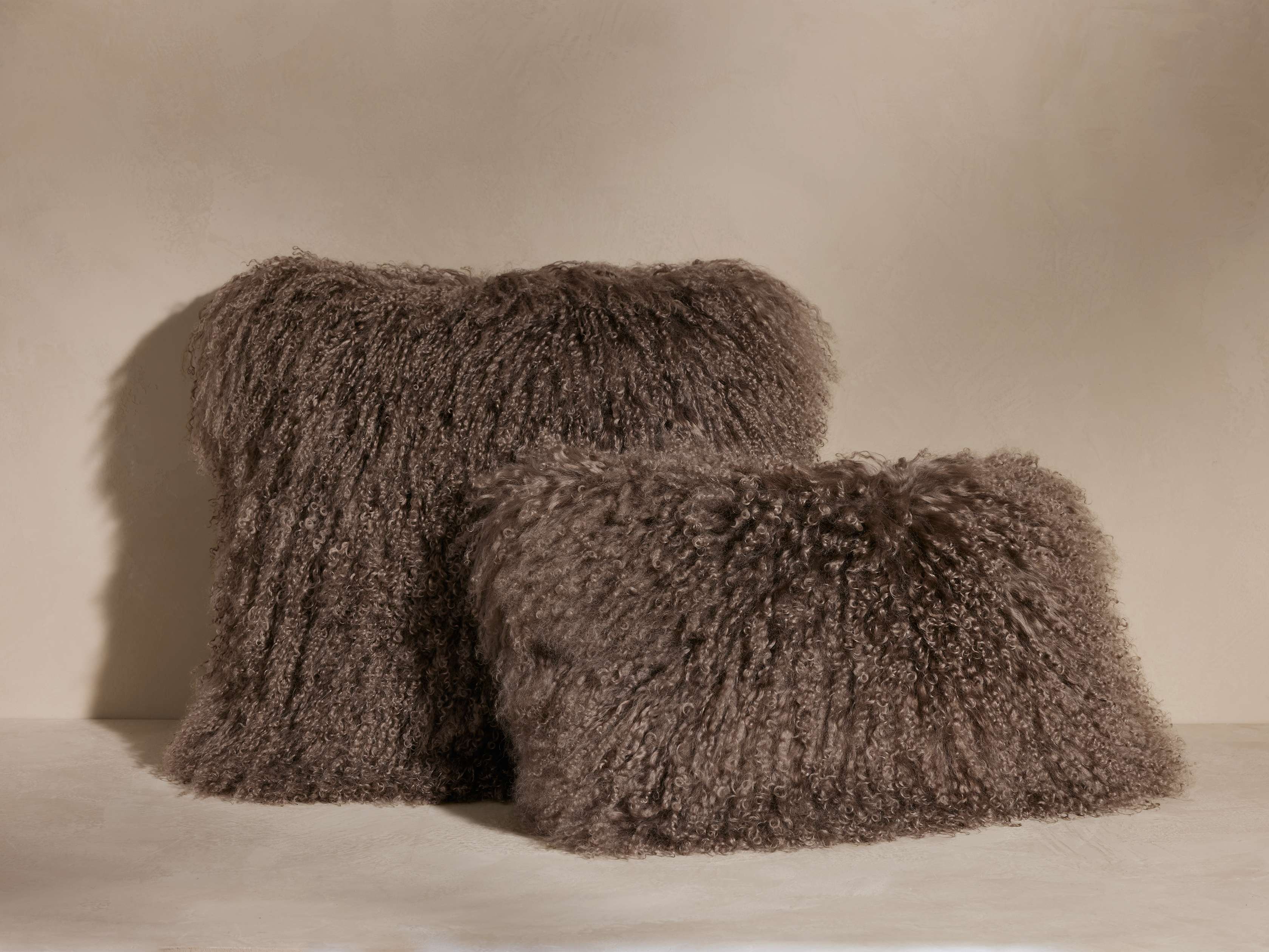 Tibetan Longwool Lumbar Pillow – Arhaus