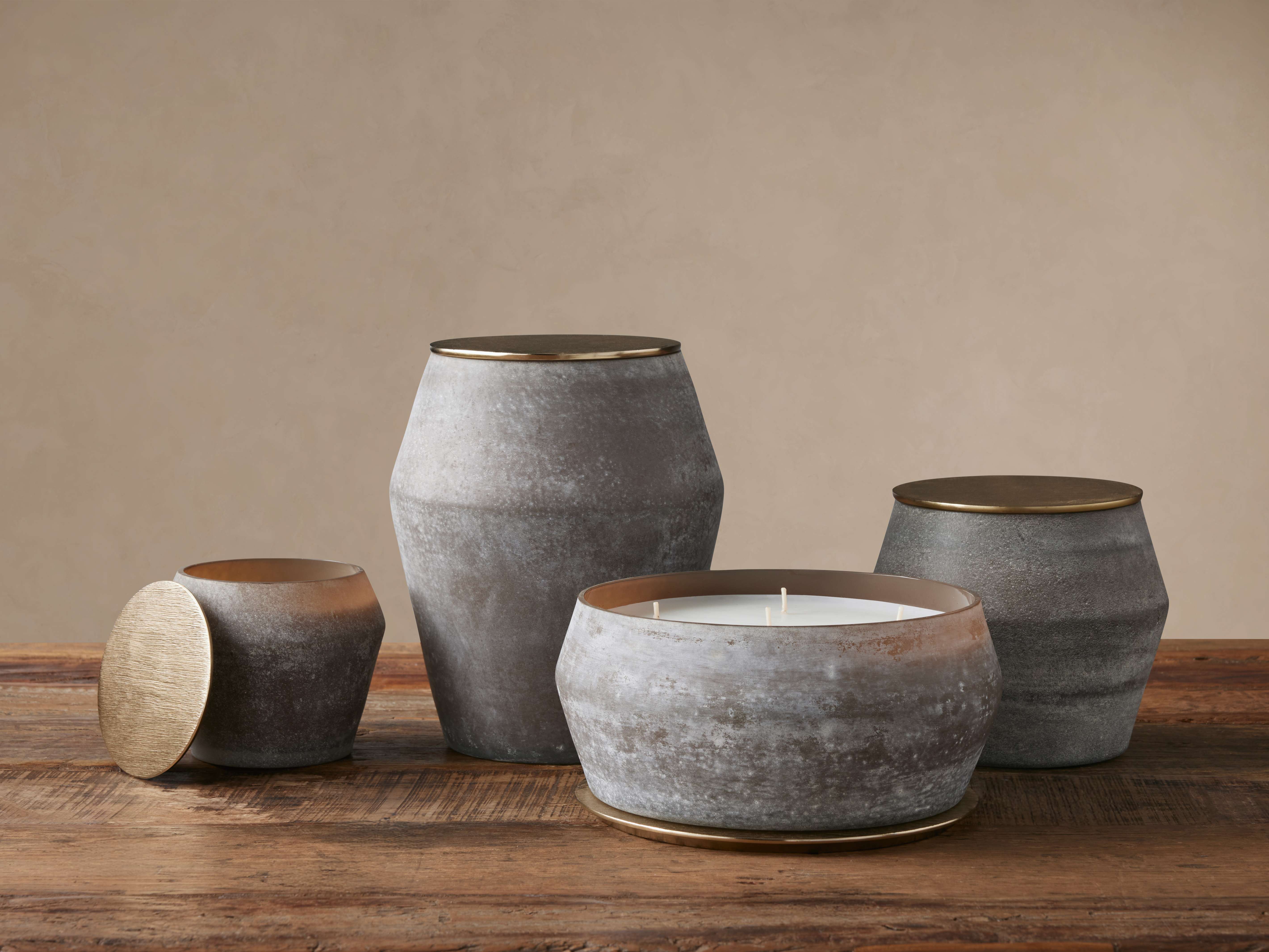 Arhaus Elements Candle in Earth - Thumbnail 3