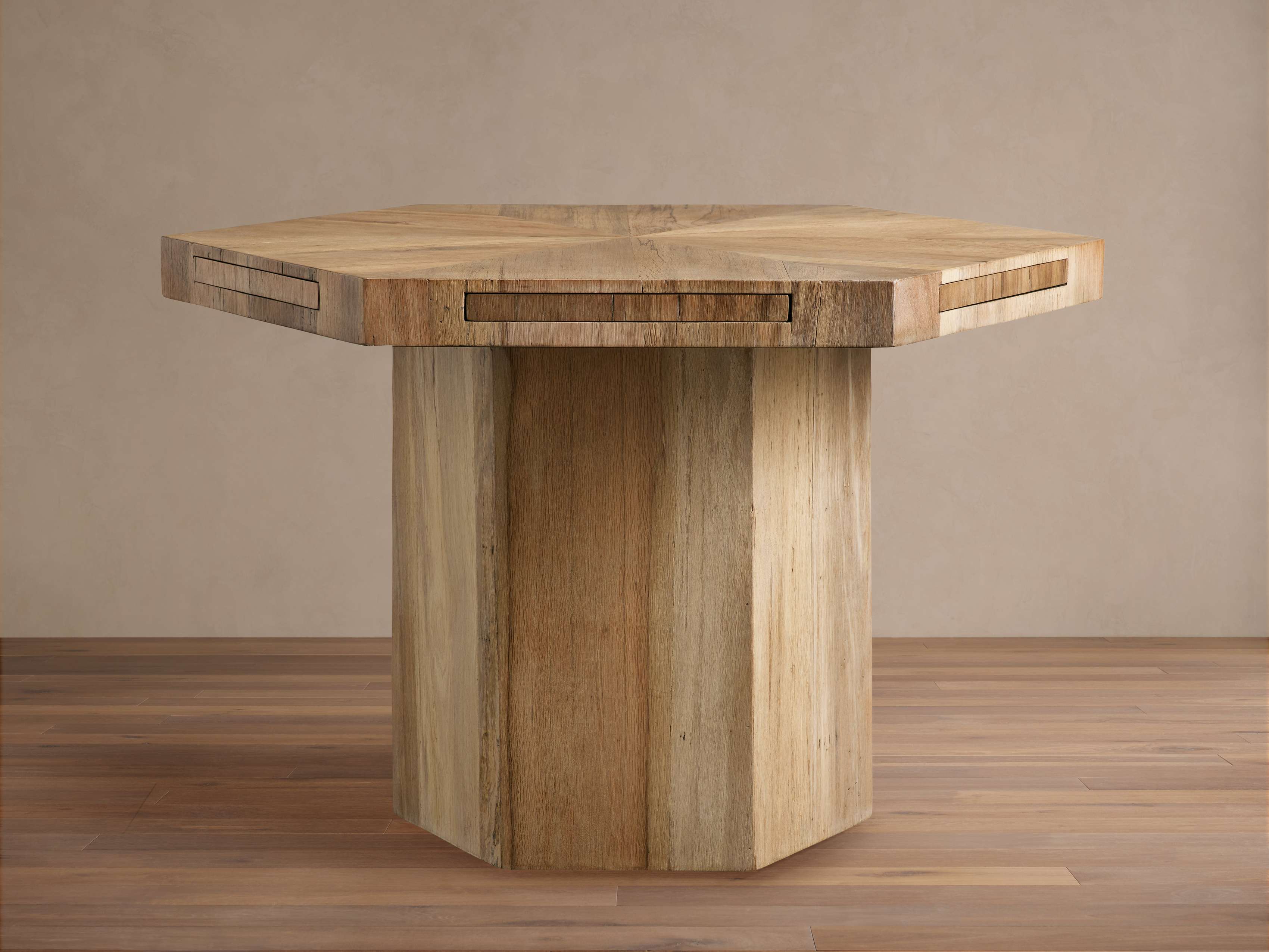 Madera Poker Table