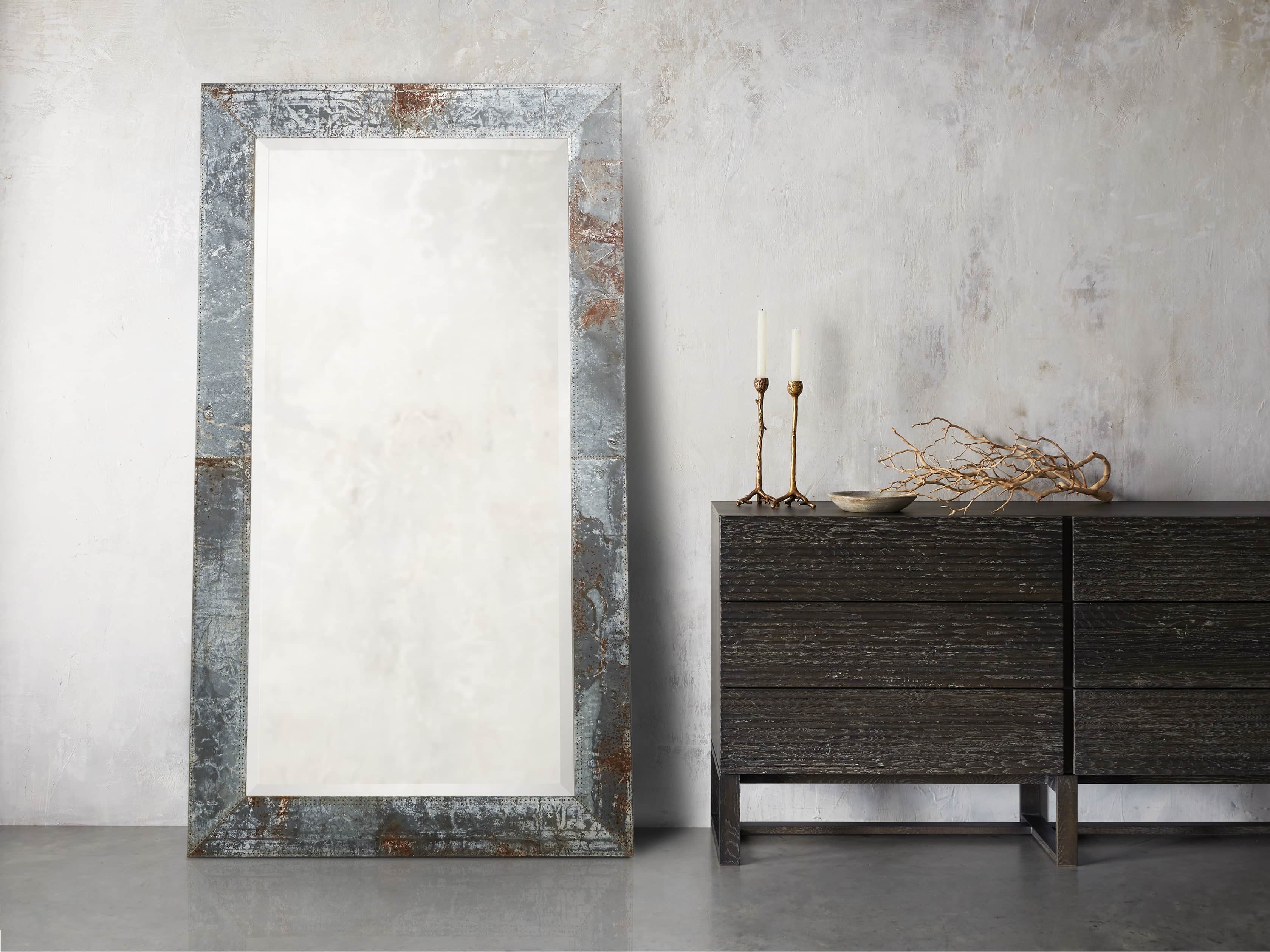 Caspian Floor Mirror in Iron - Thumbnail 3