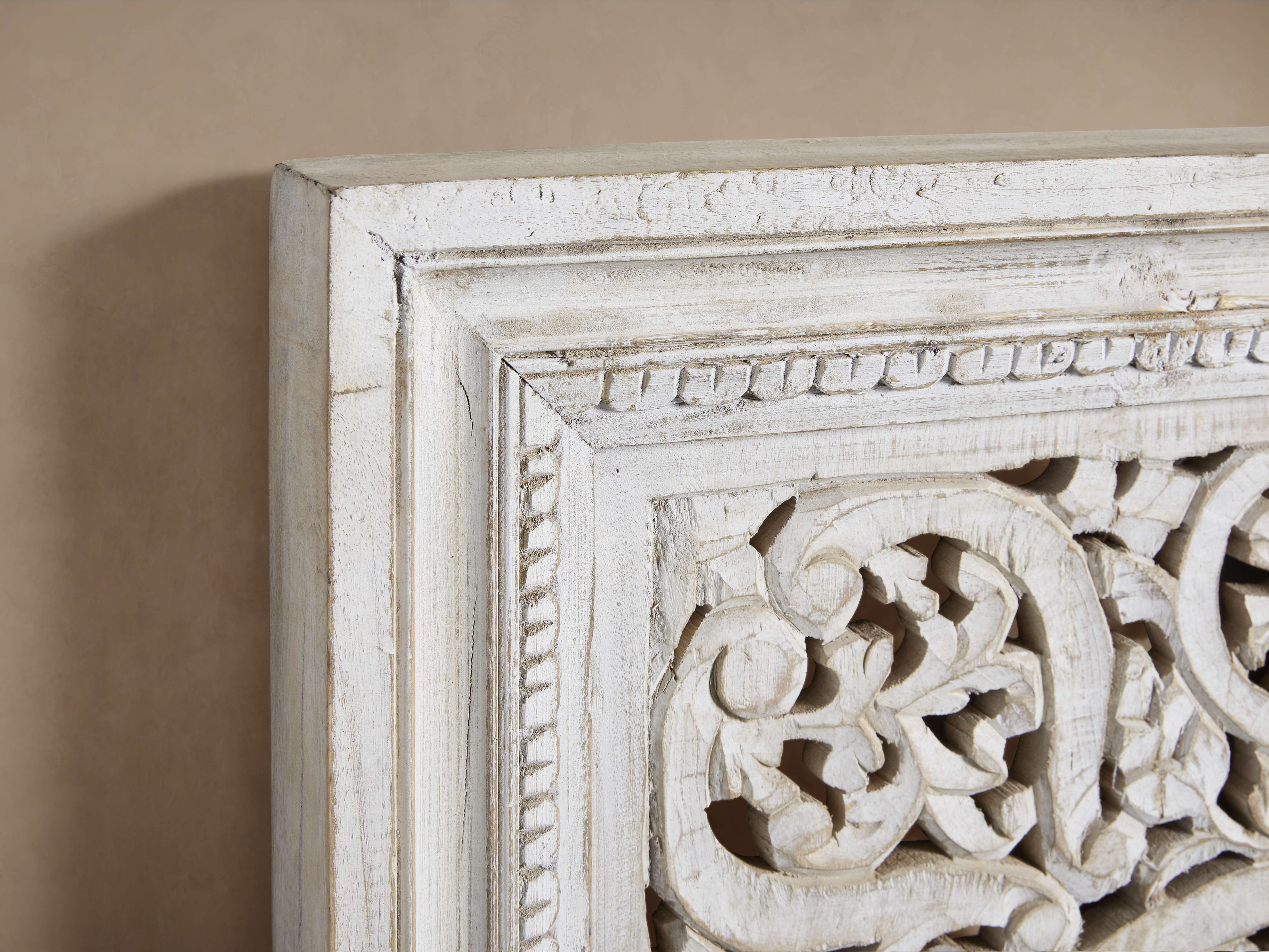 Suhko Medallion White Panel - Thumbnail 2