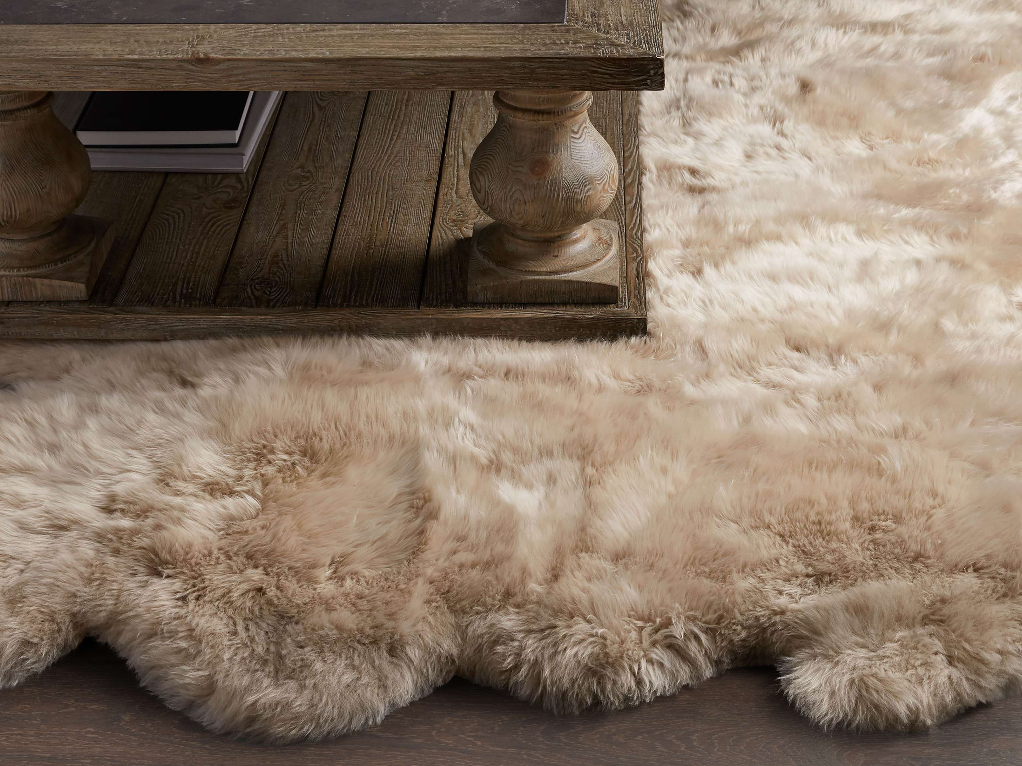 Sheepskin Wool Rug in Natural