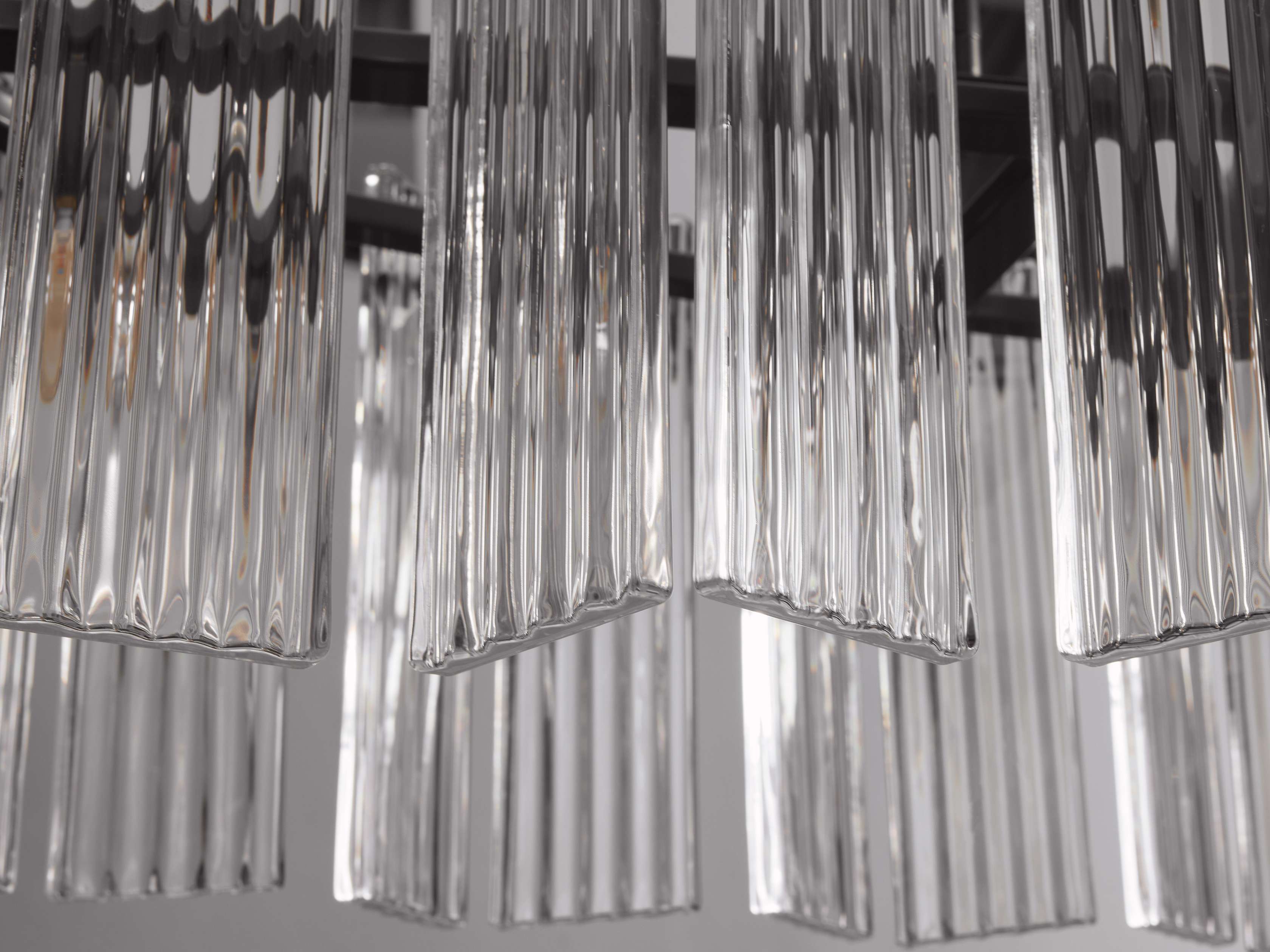 Delsie Oval Chandelier - Thumbnail 4