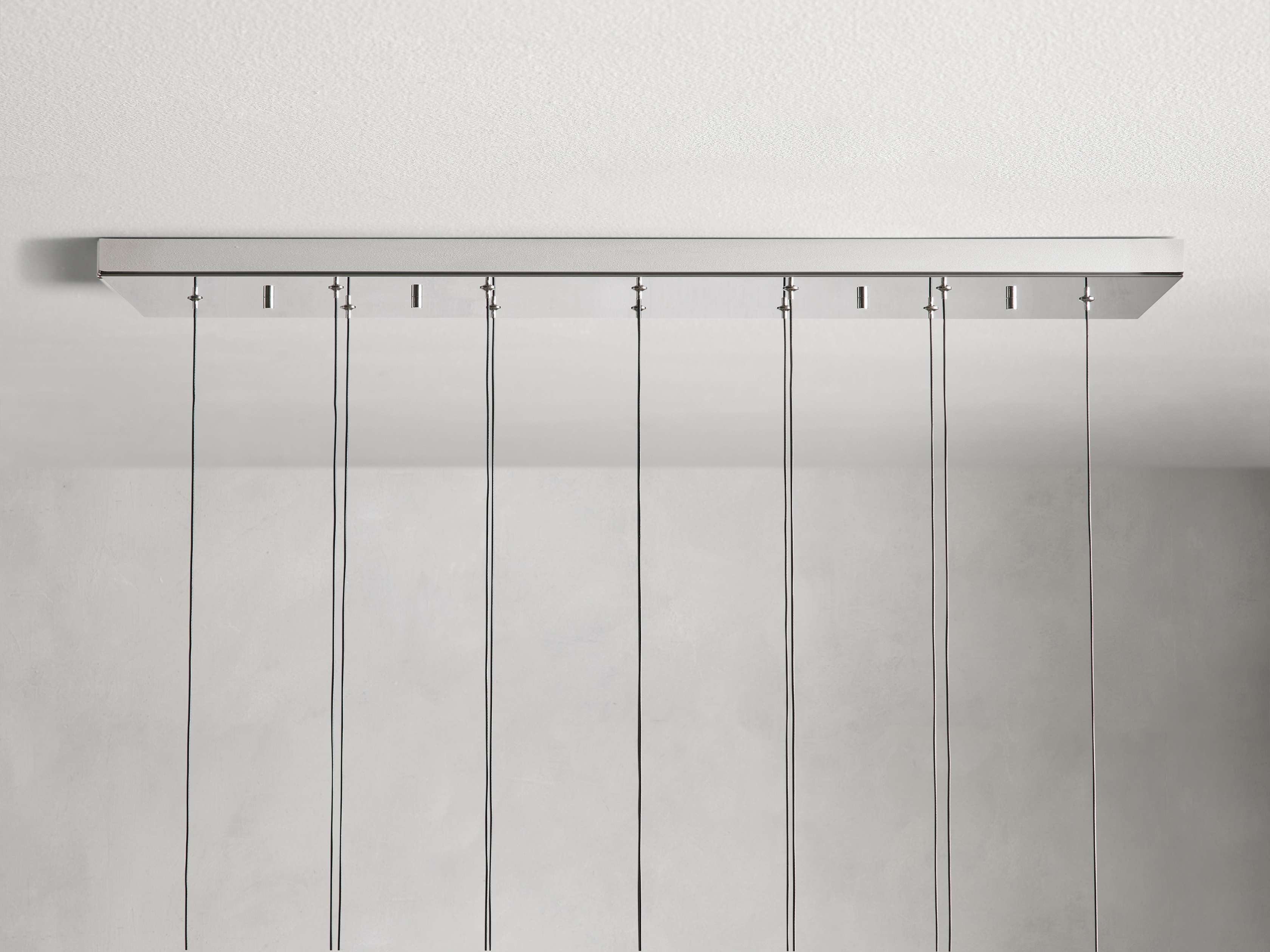 Soltaire Linear Chandelier