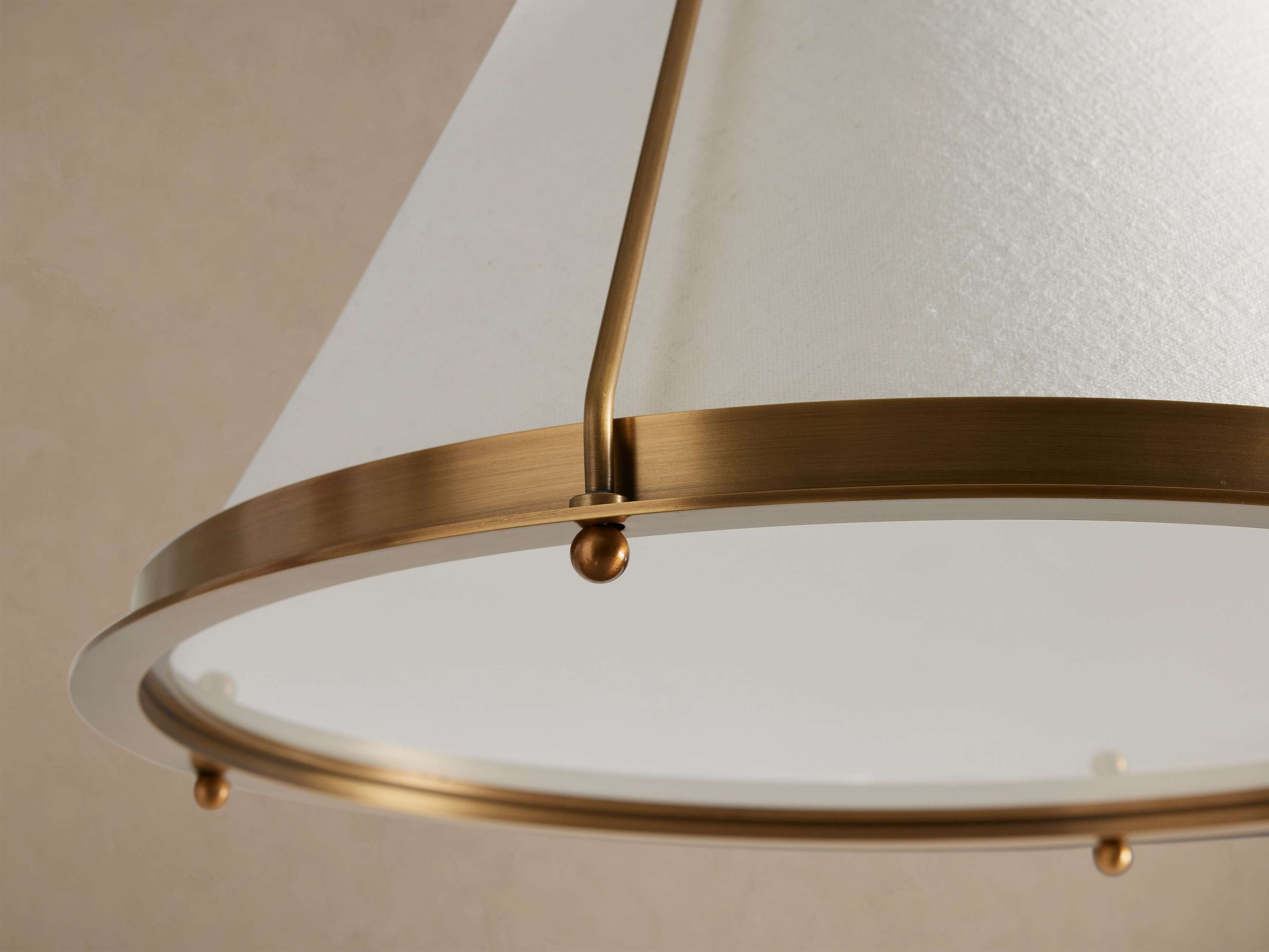 Shelton Pendant - Thumbnail 2