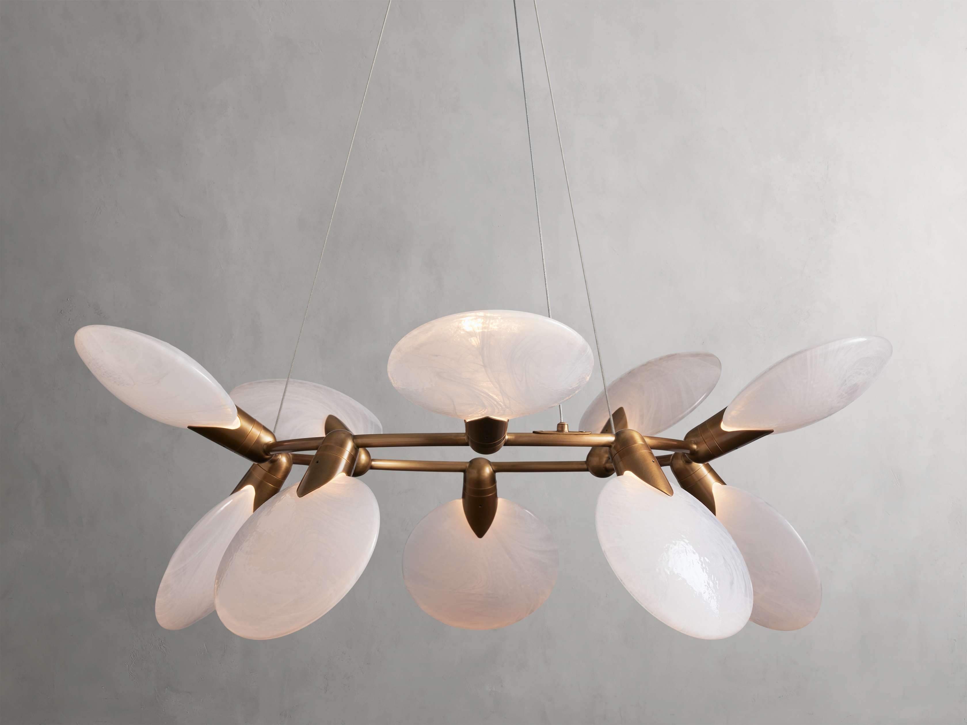 Lyla Round Chandelier - Thumbnail 3