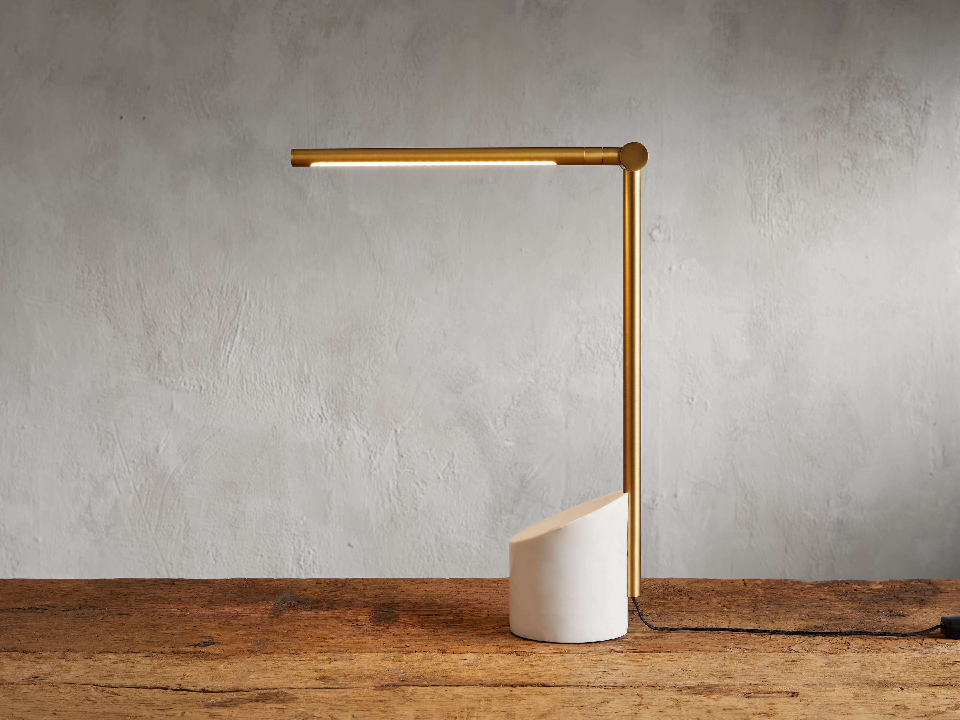 Finnegan Task Table Lamp