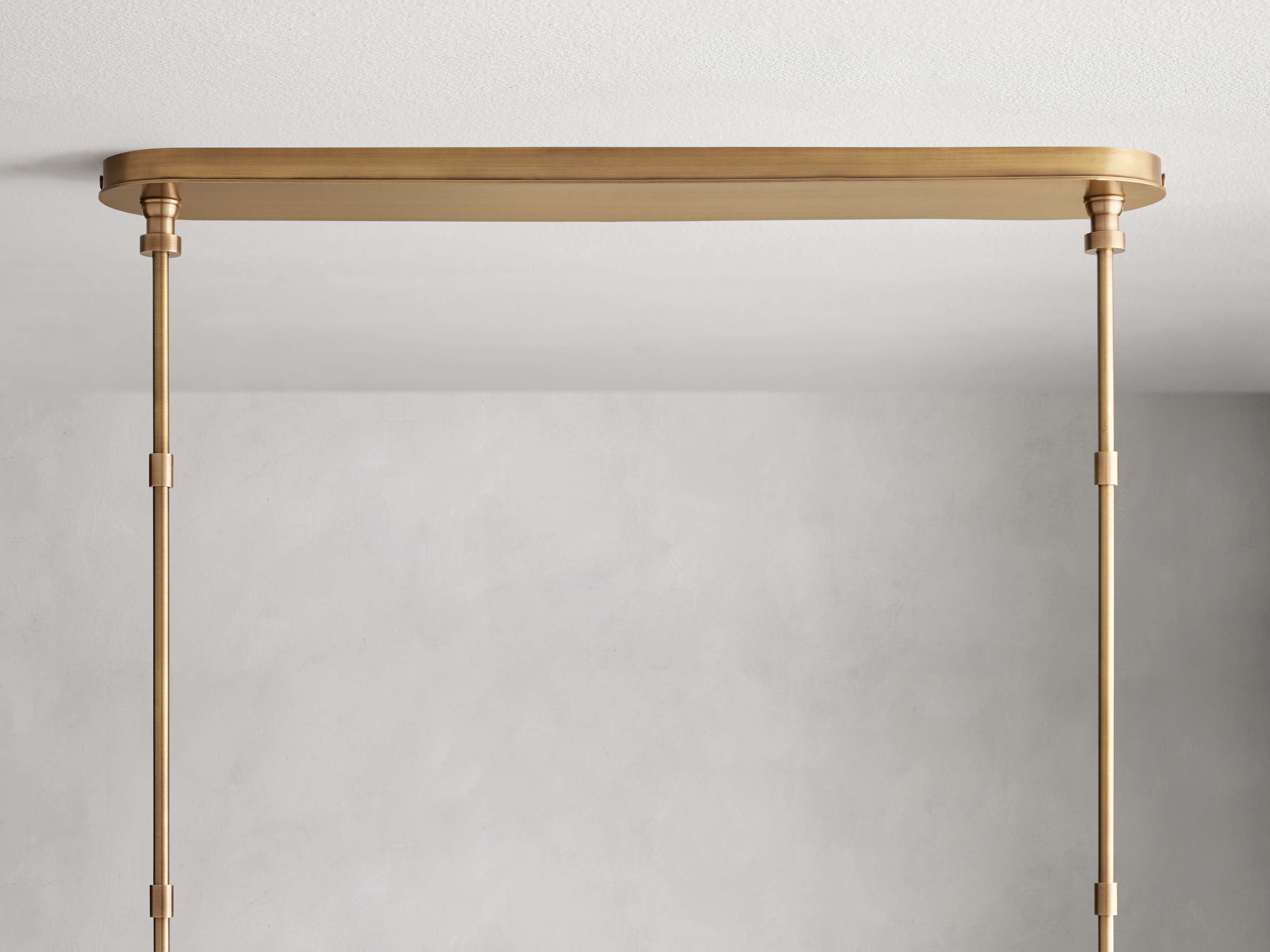 Hastings Linear Chandelier - Thumbnail 4