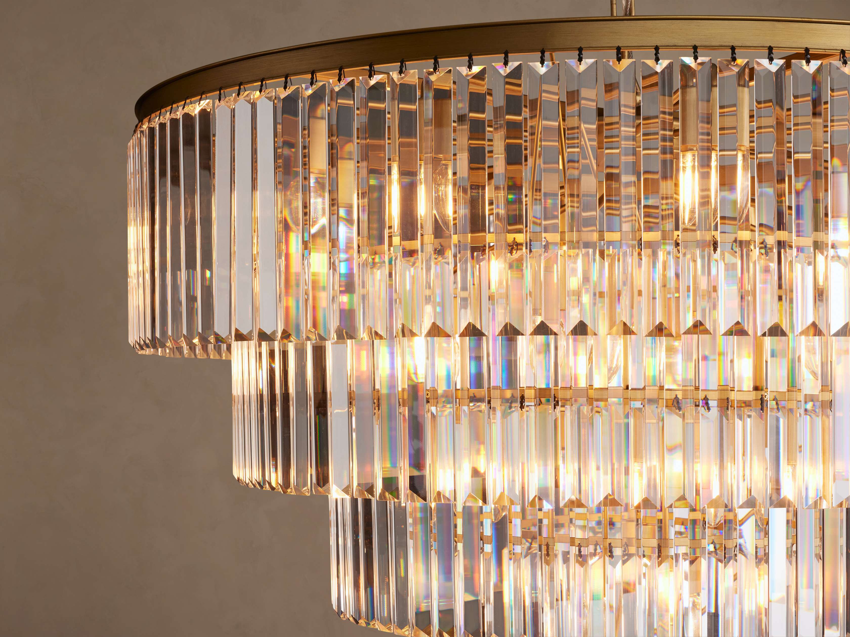 Leyland Tiered Round Chandelier - Thumbnail 5