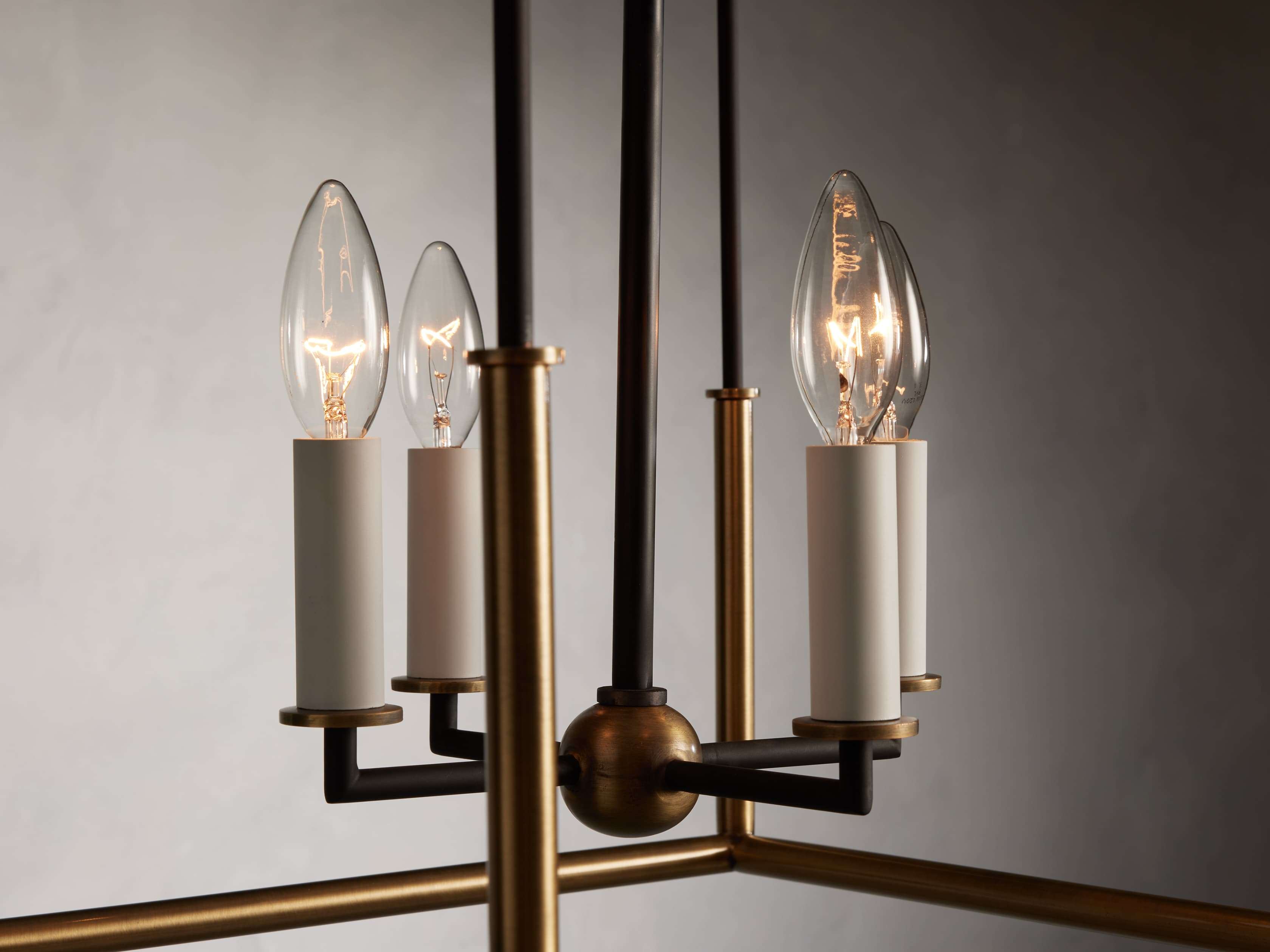 Holt Square Pendant - Thumbnail 3