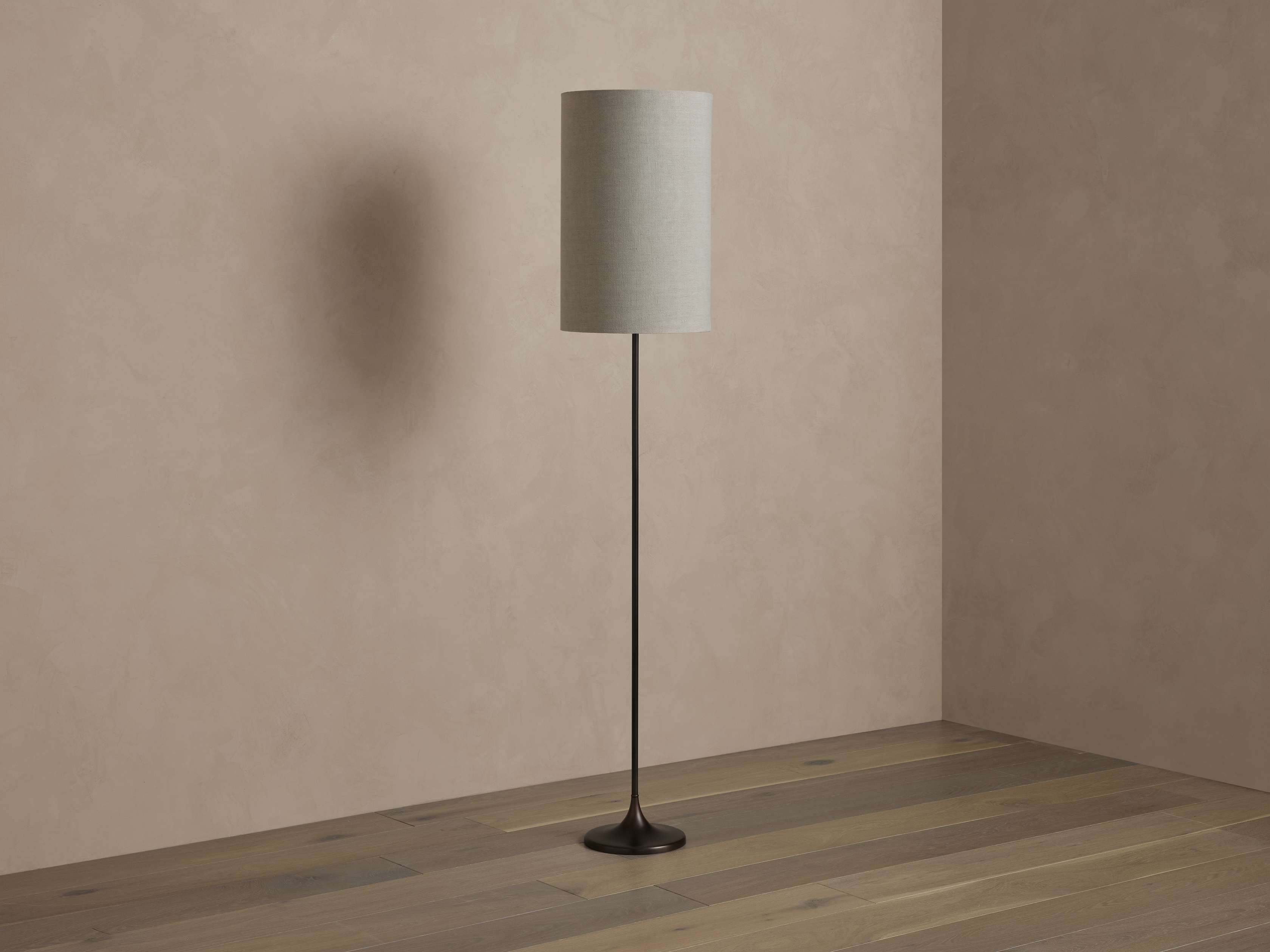 Lorelei Floor Lamp - Thumbnail 2
