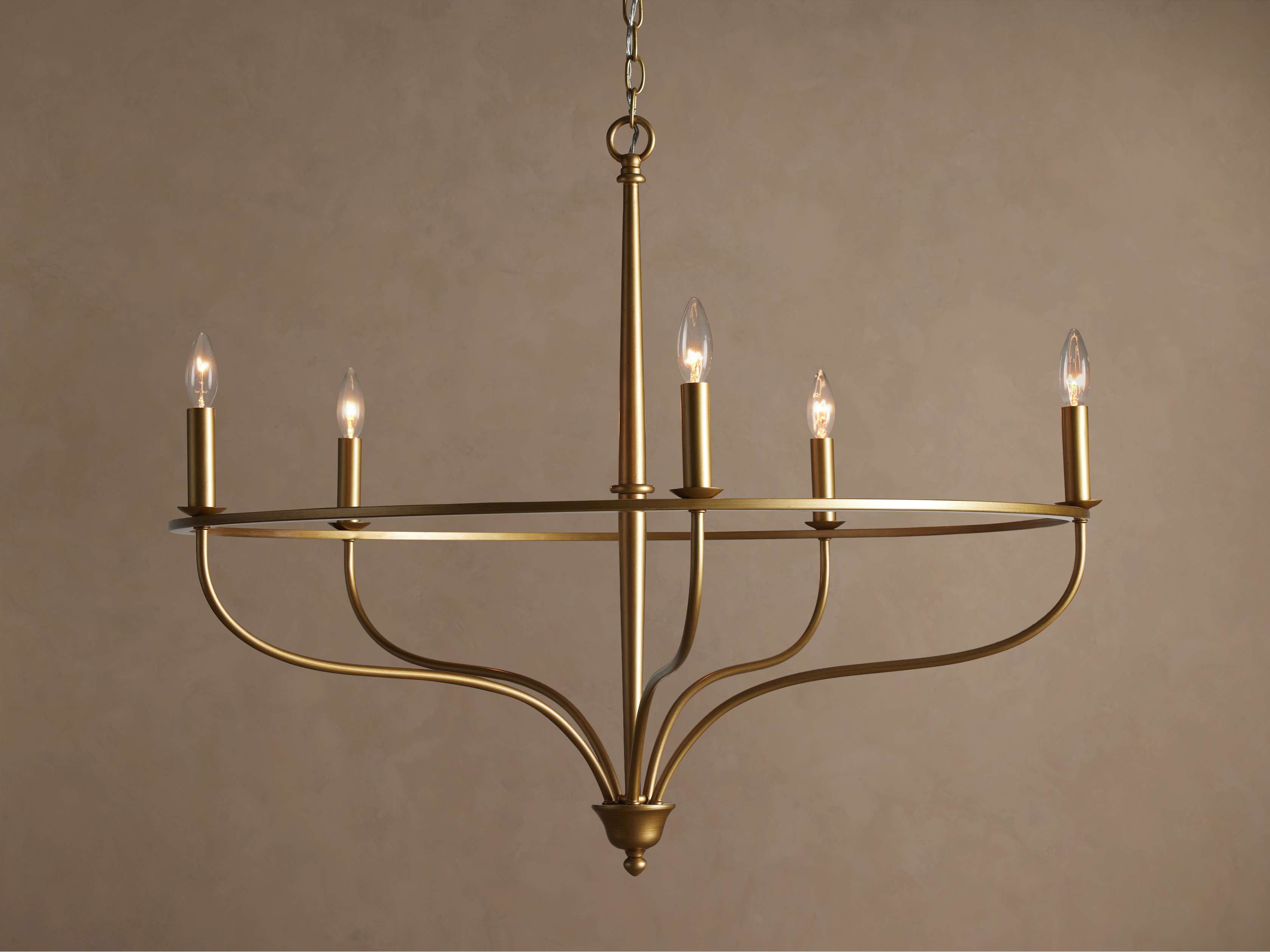 Rosalind Chandelier
– Arhaus