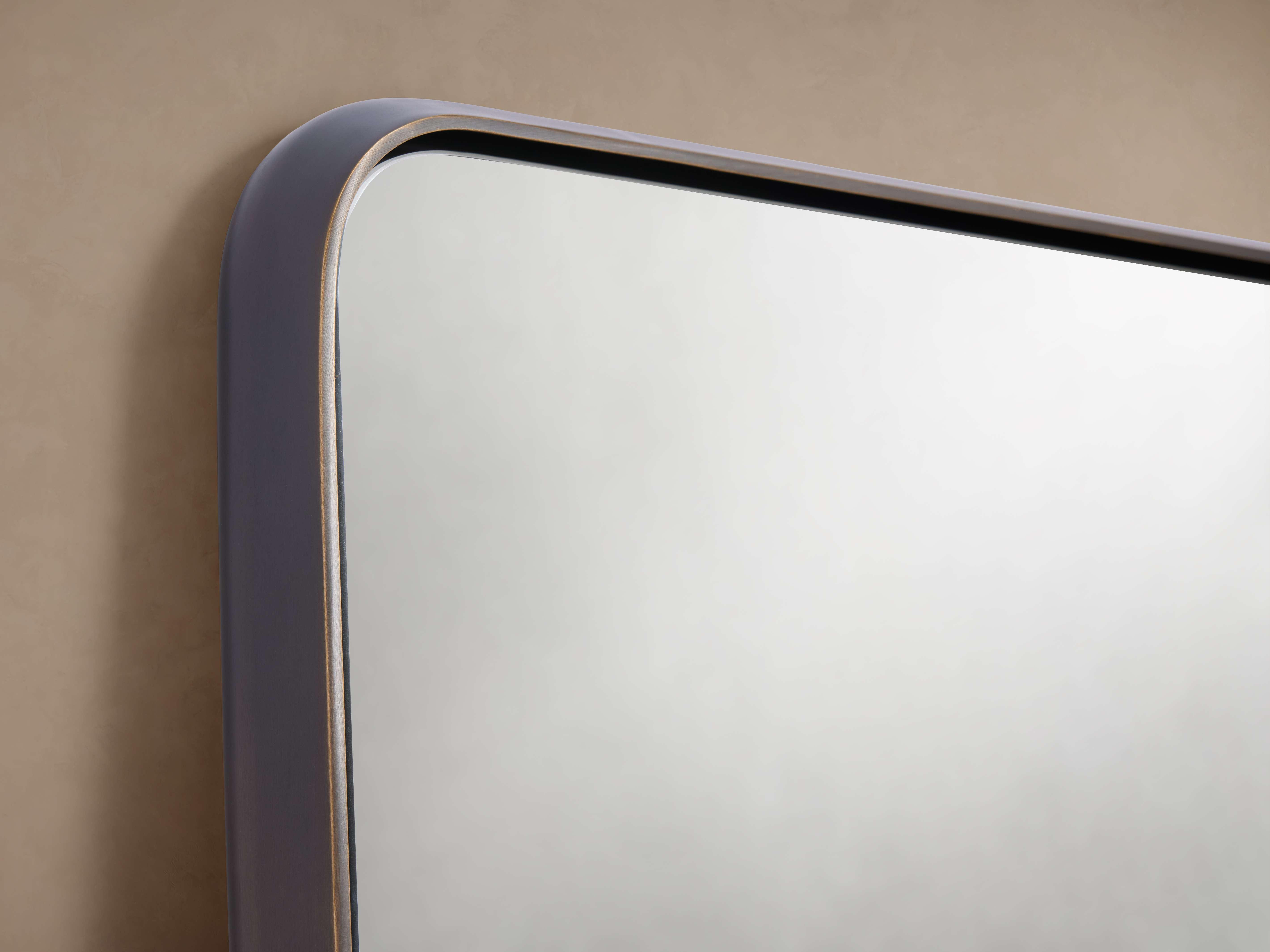 Skylar Narrow Floor Mirror - Thumbnail 2