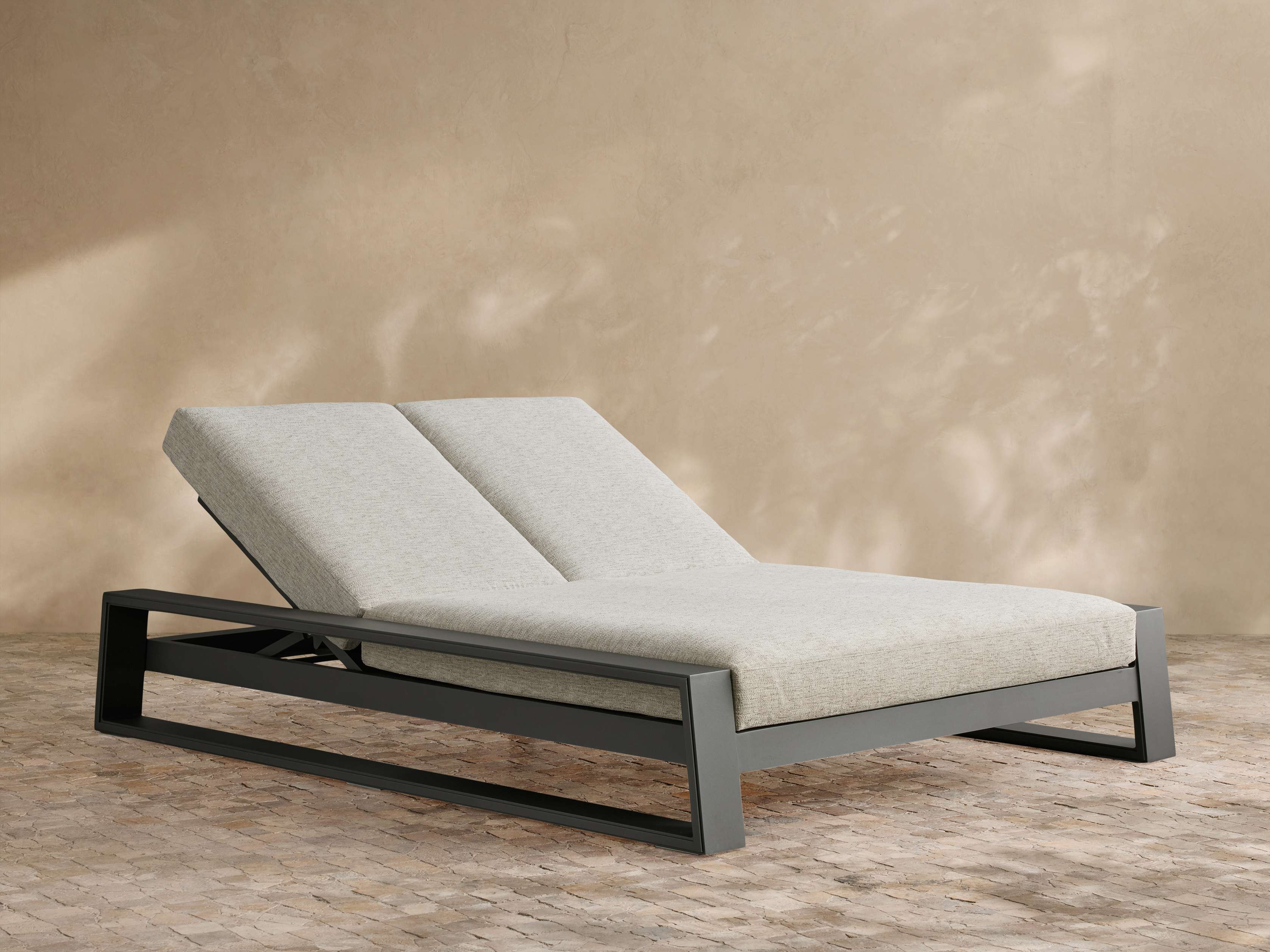 Canyon Outdoor Aluminum Double Chaise – Arhaus