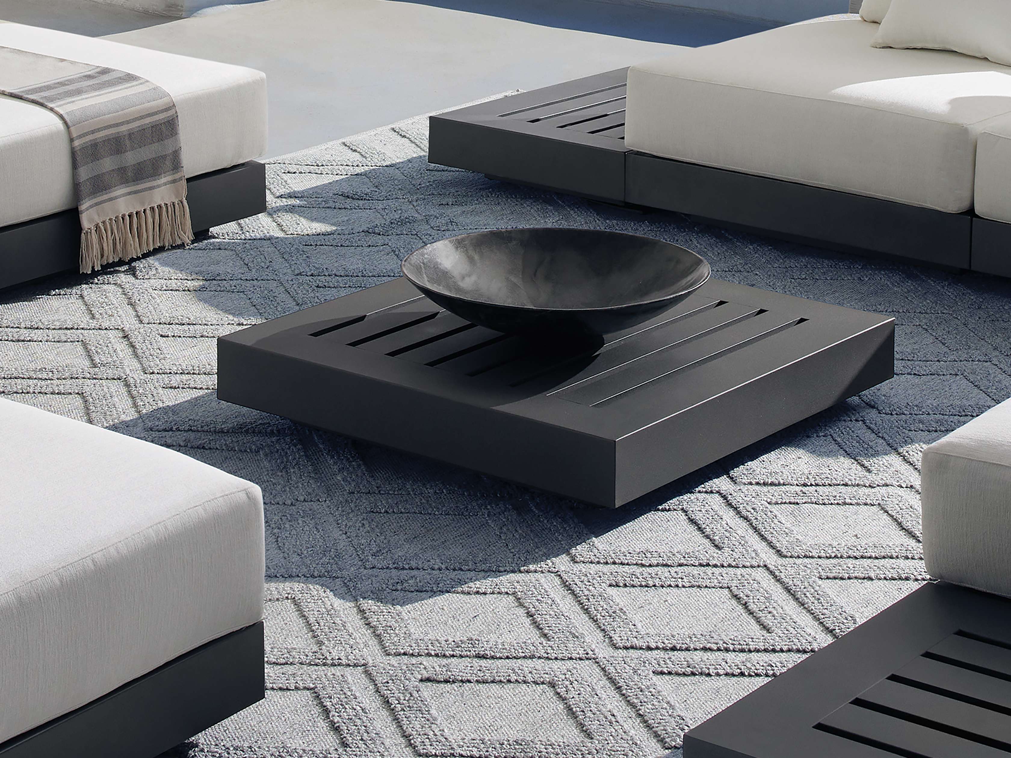 Naxos Outdoor Coffee Table - Thumbnail 5