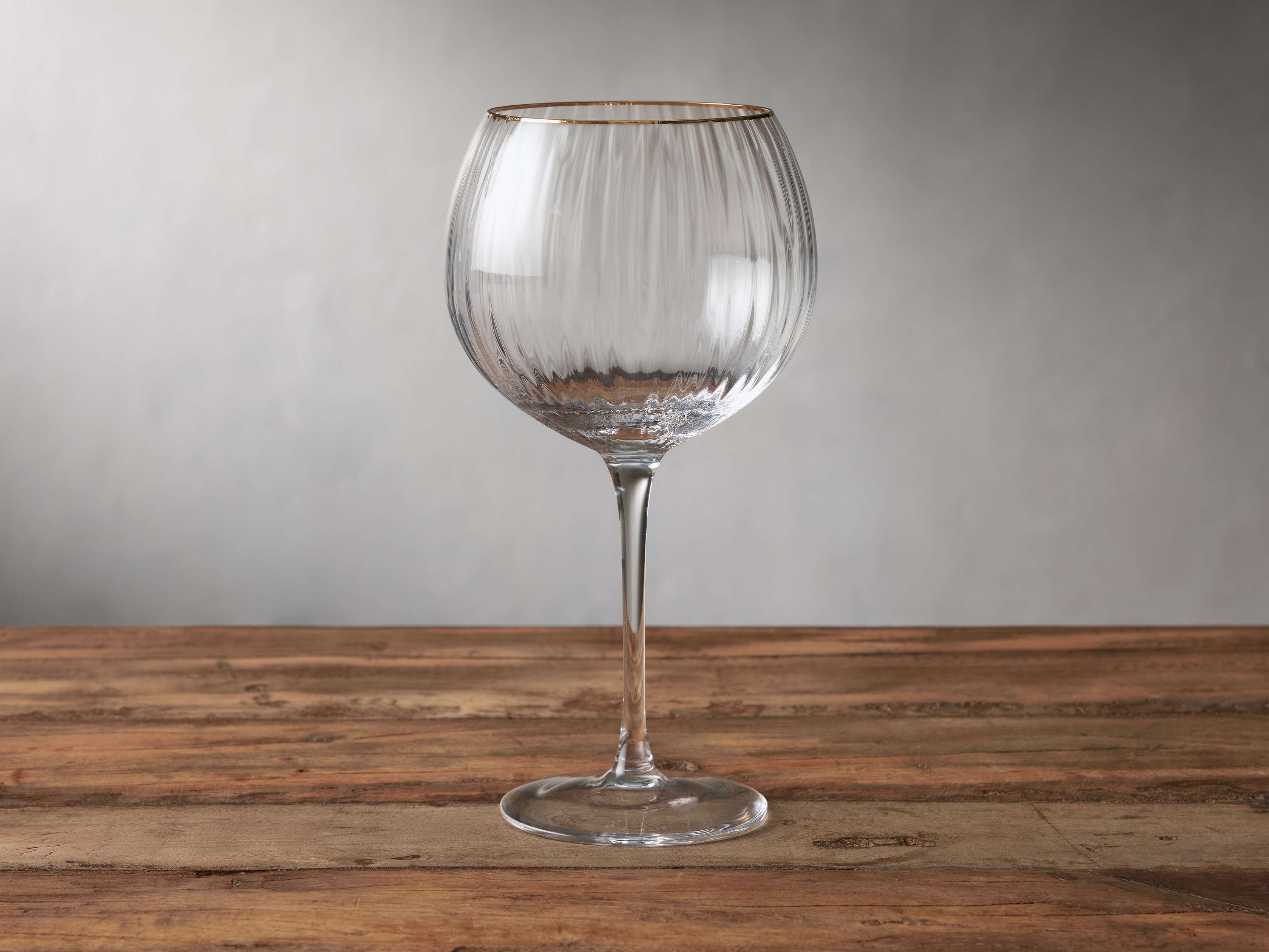 Arhaus Anisa White Wine Glasses - Thumbnail 4