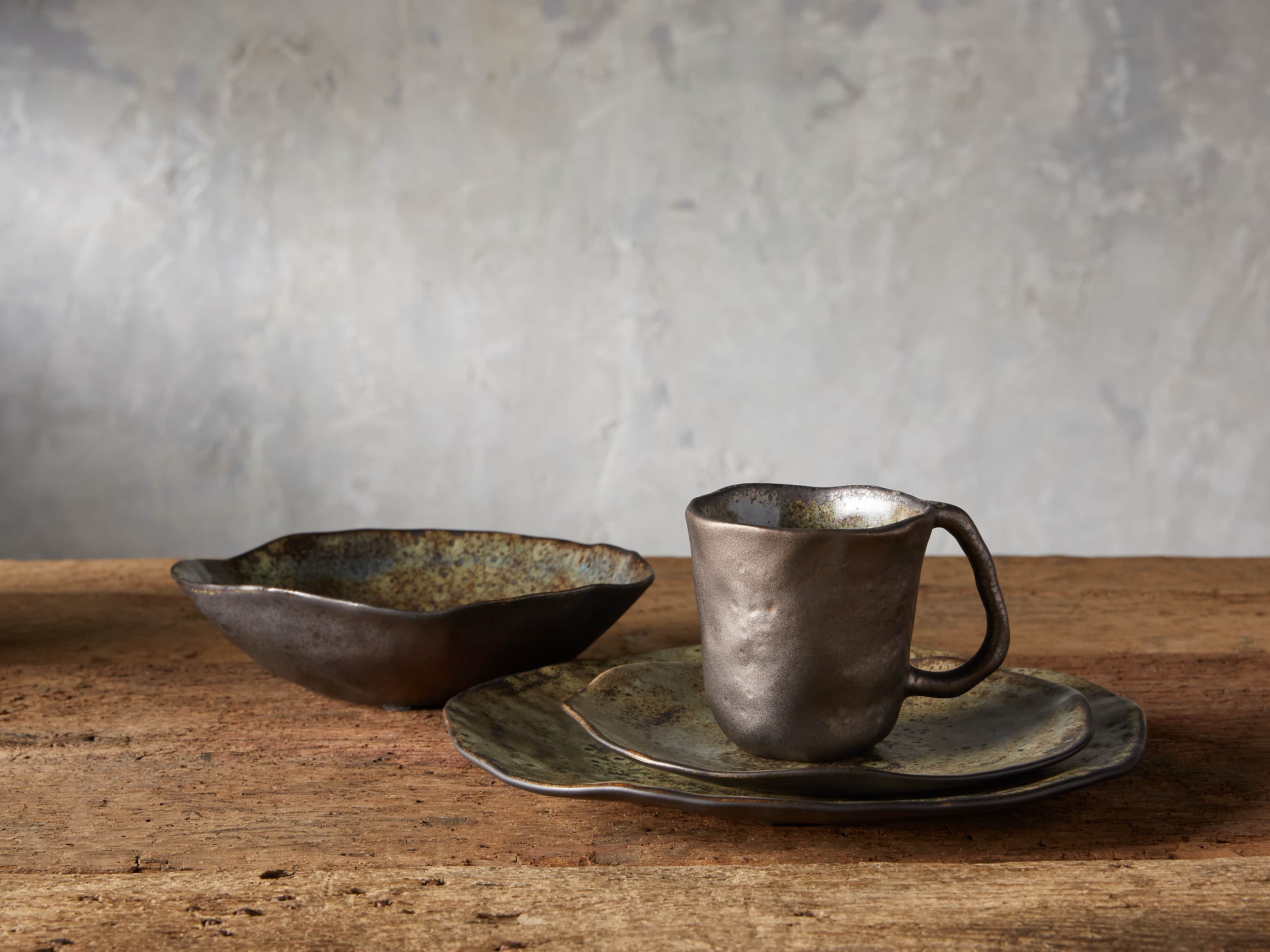 Arhaus Gallatin Dinner Plates - Thumbnail 4