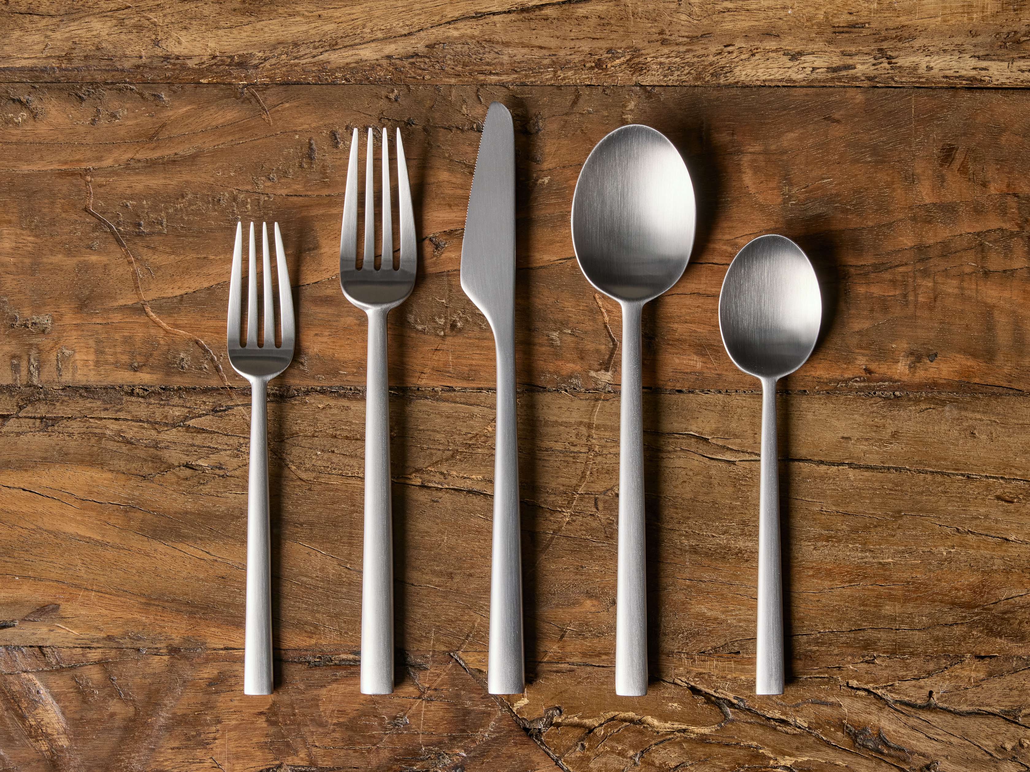 Holmes Five Piece Place Setting