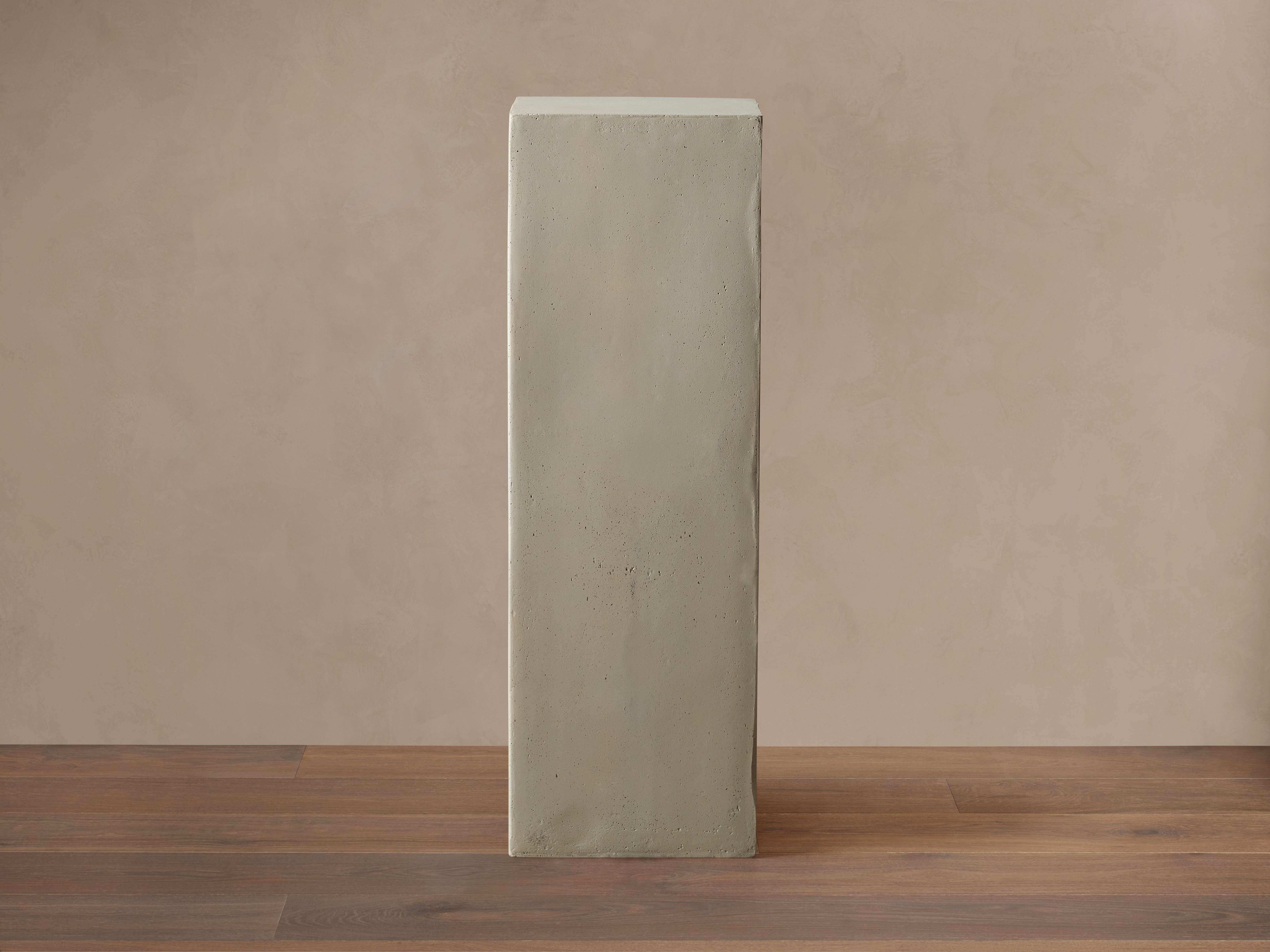 Outdoor Pedestal - Thumbnail 3