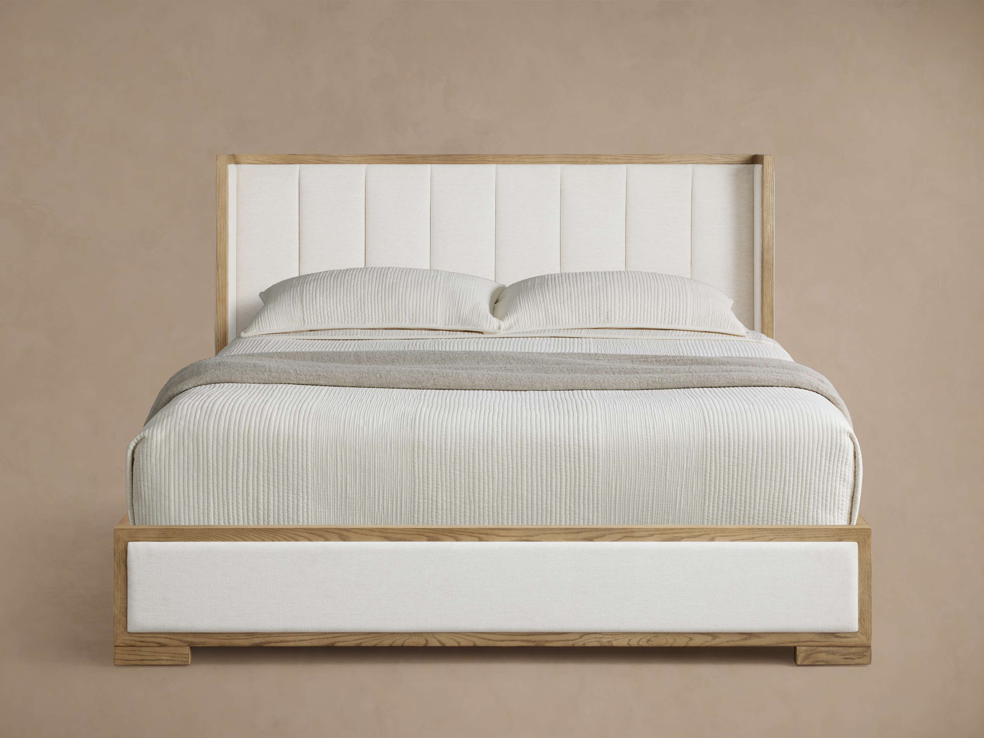 Darien Channel-Stitched Shelter Bed - Thumbnail 5