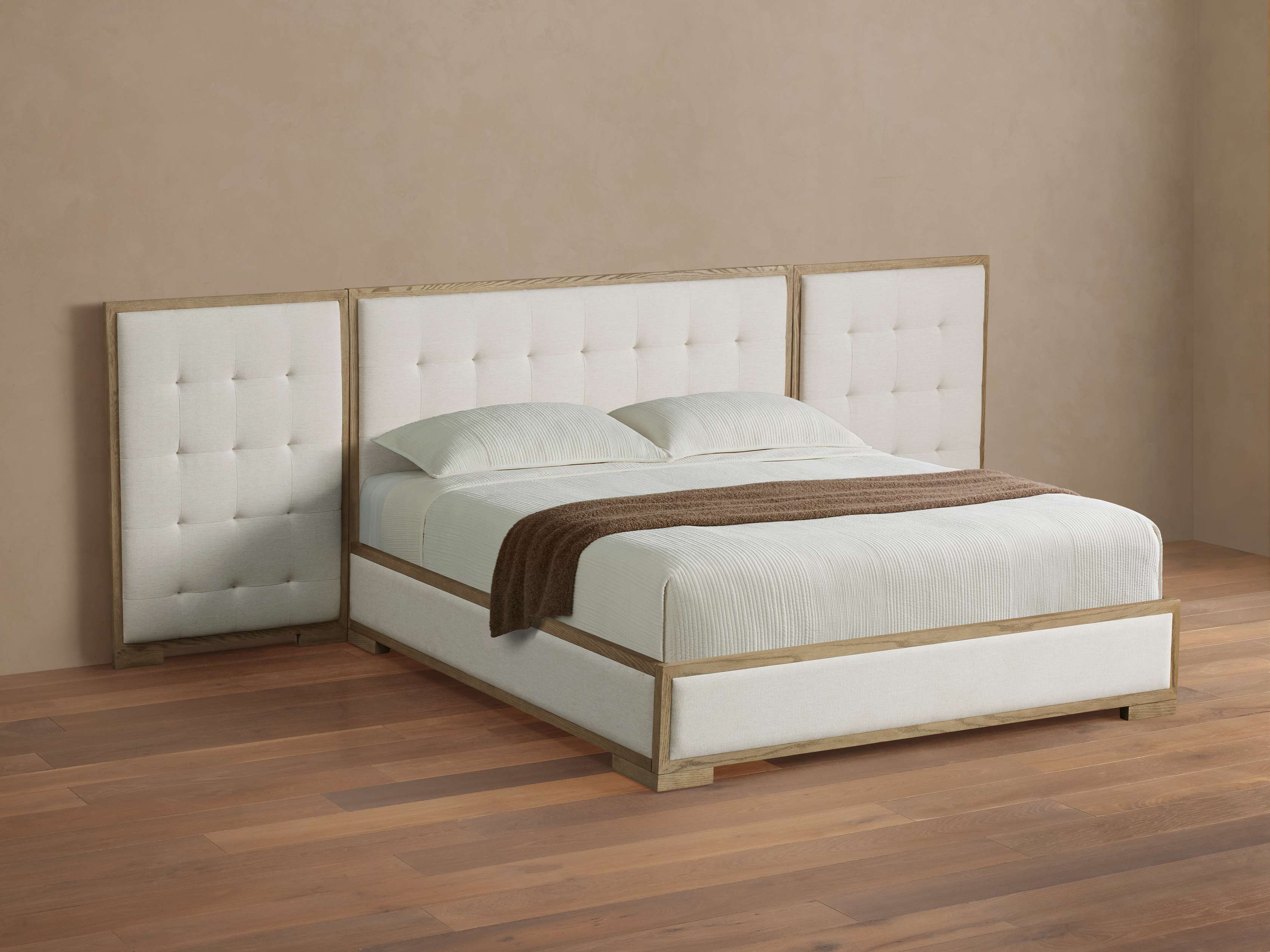 Darien Box-Tufted Panel Bed - Thumbnail 5