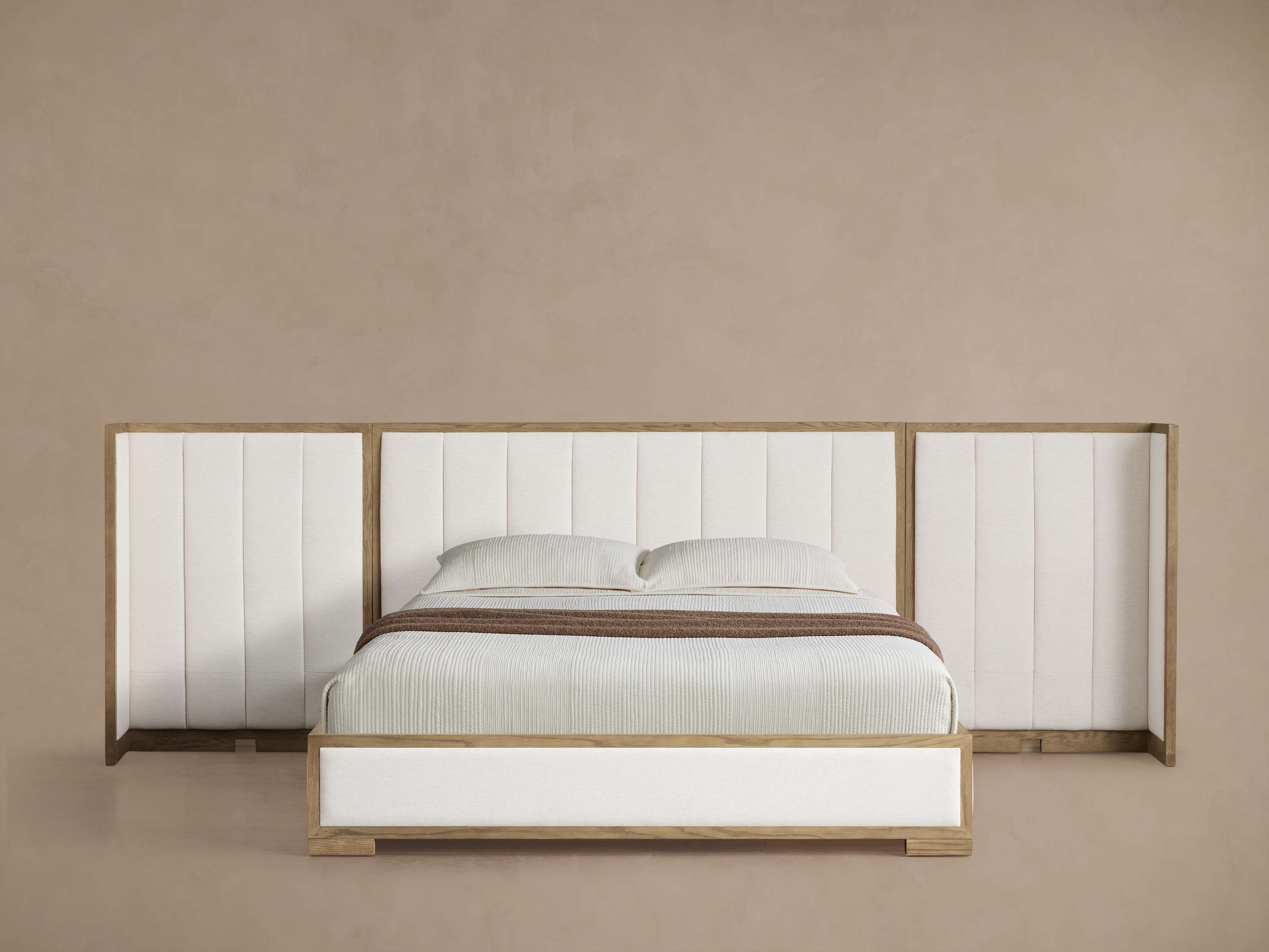 Darien Channel-Stitched Shelter Bed - Thumbnail 3