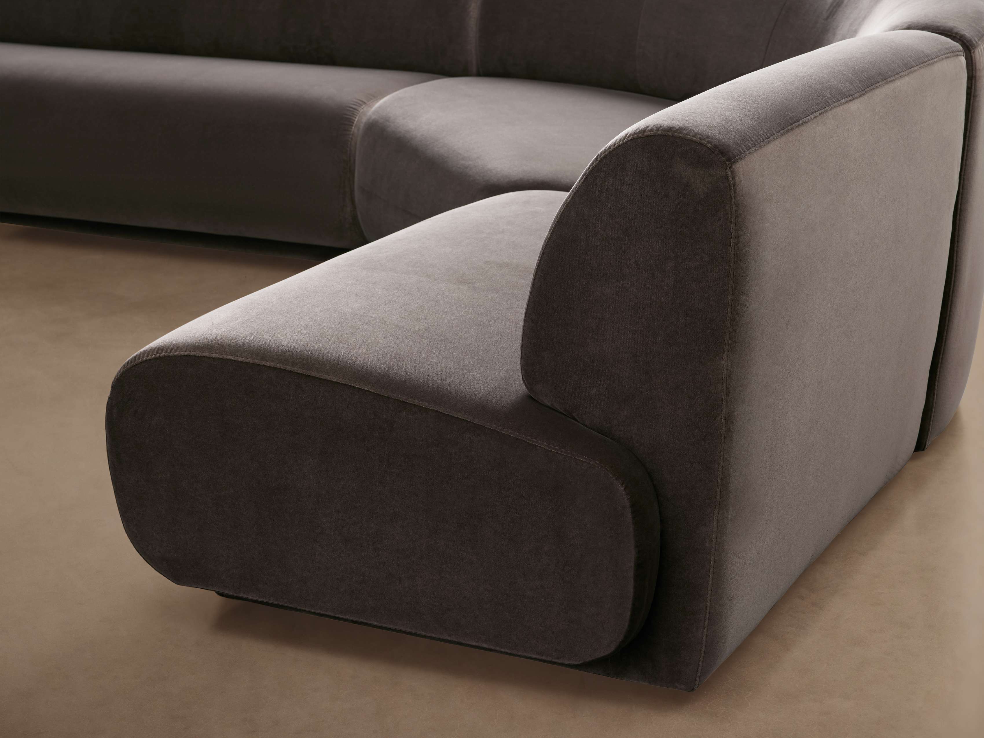 Gianni Five Piece Large Curved Sectional