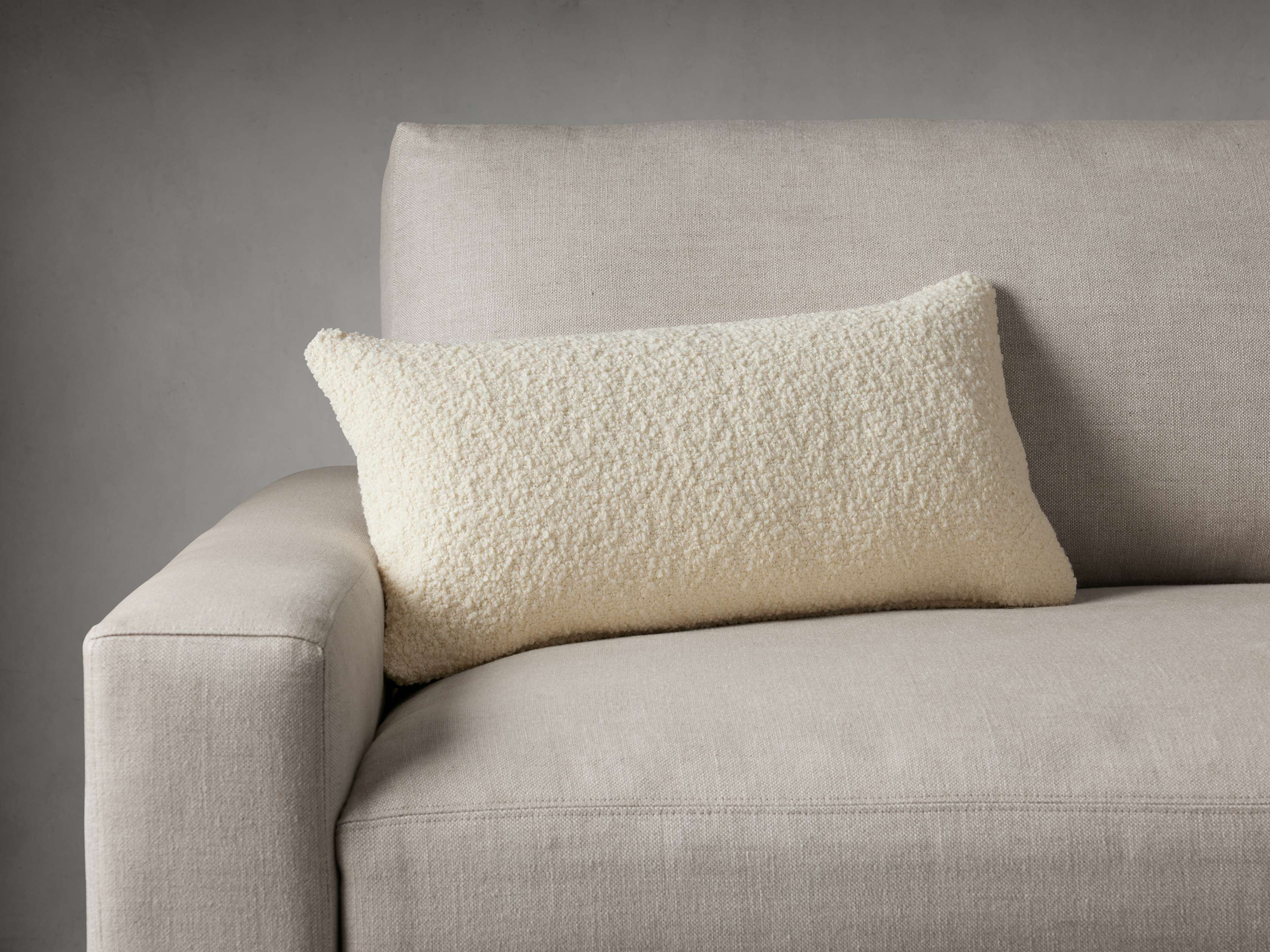 Italian Lumbar Pillow – Arhaus