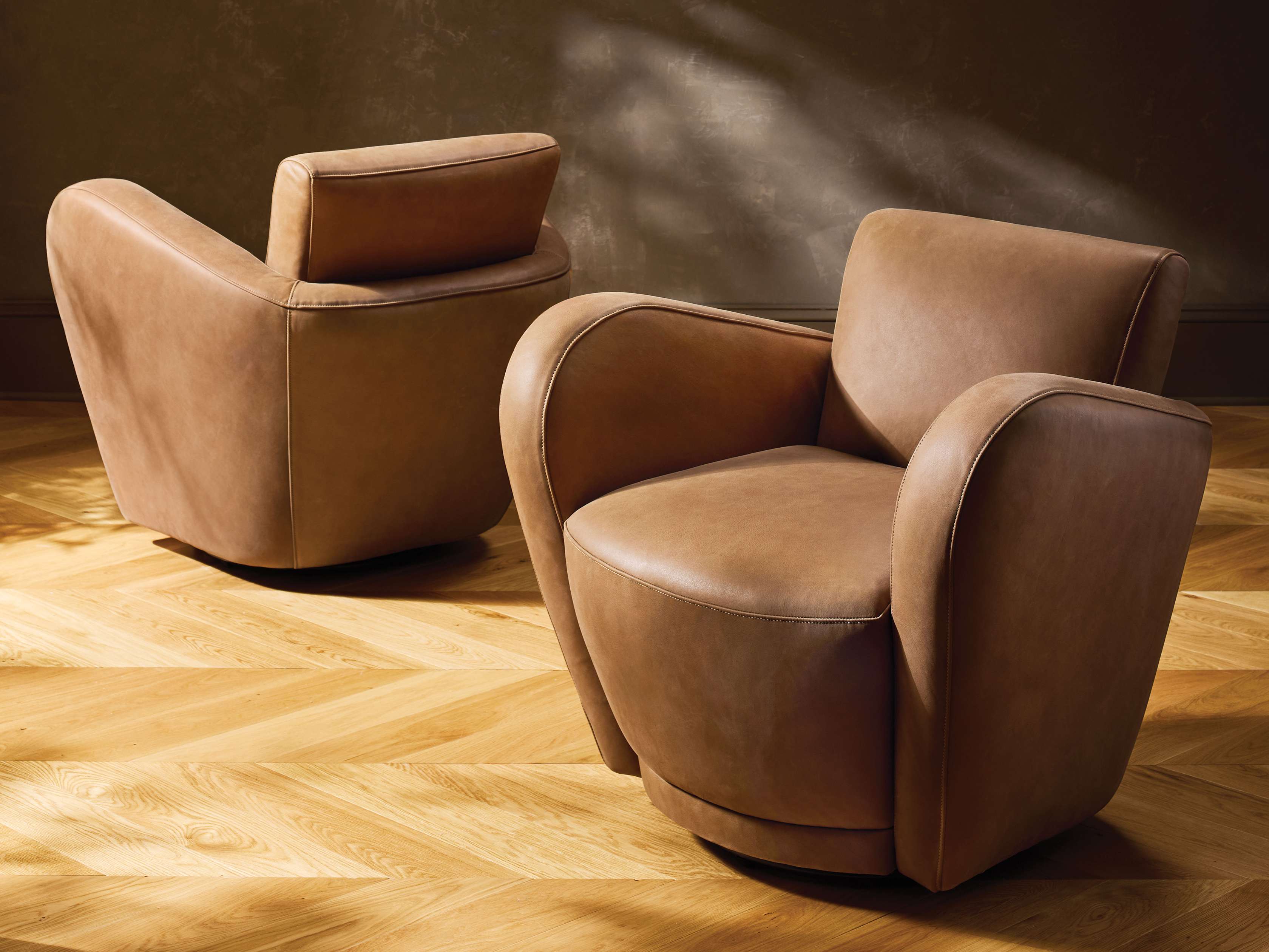 Arhaus Pelton Leather Swivel Chair Giles Arhaus Pelton Swivel