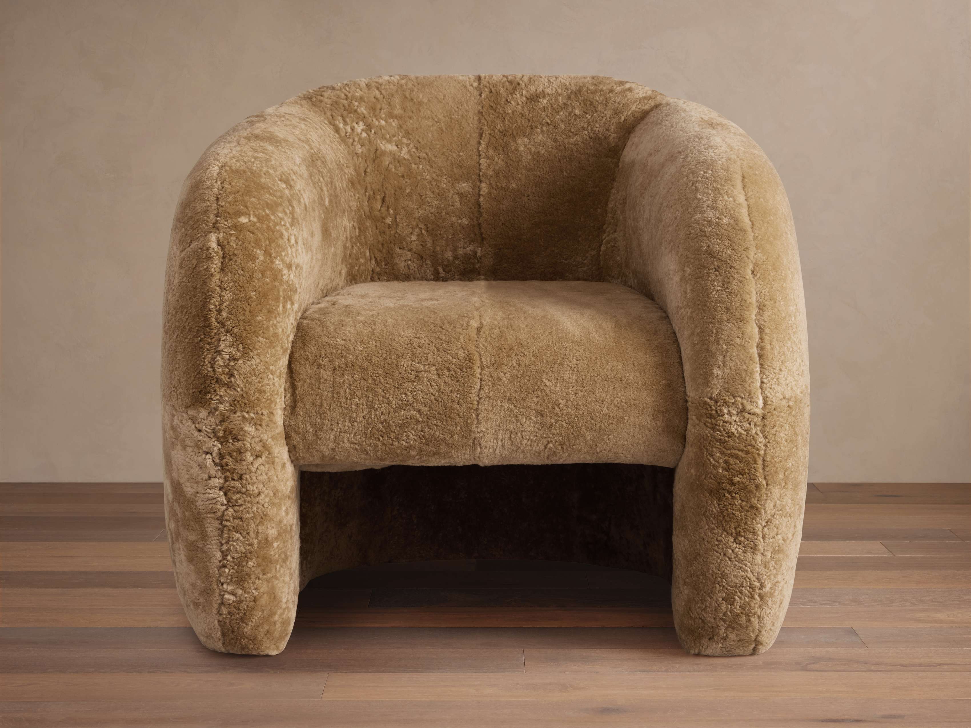 Fresno Shearling Floating Seat Chair